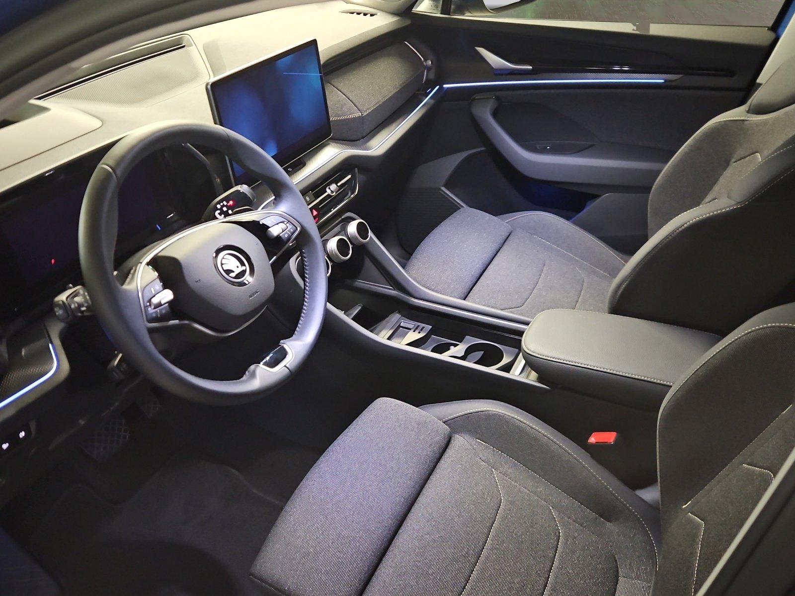 SKODA Kodiaq 1.5 TSI mHEV Selection, Hybride Leggero Benzina/Elettrica, Occasioni / Usate, Automatico - 7