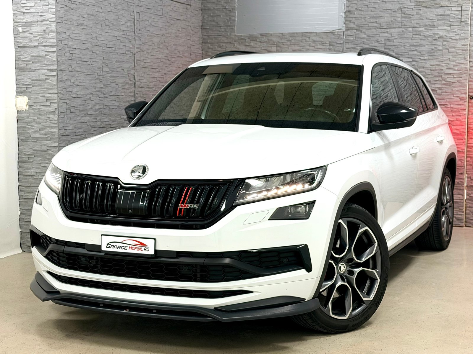 SKODA Kodiaq 2.0 Bi-TDI SCR RS 4x4 DSG 7 - Platz + AHK, Diesel, Second hand / Used, Automatic - 2