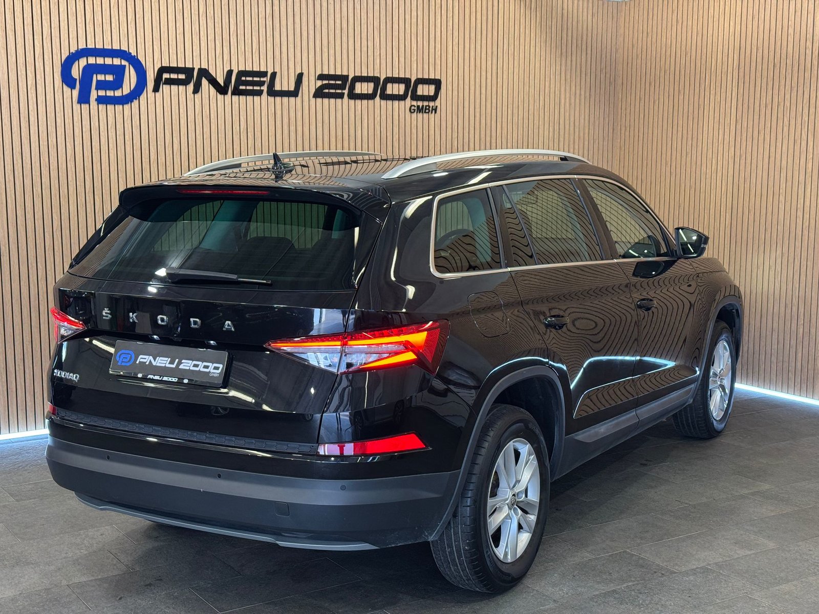 SKODA Kodiaq 1.5 TSI Clever DSG, Petrol, Second hand / Used, Automatic - 3