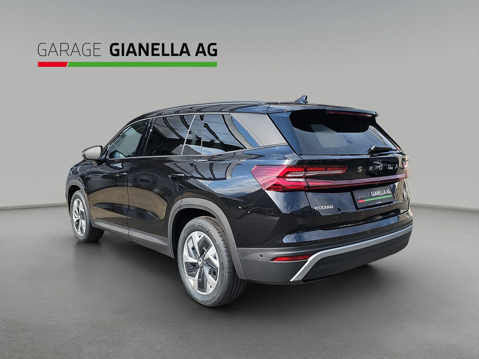 SKODA Kodiaq iV Dynamic (Netto), Full-Hybrid Petrol/Electric, Second hand / Used, Automatic - 4