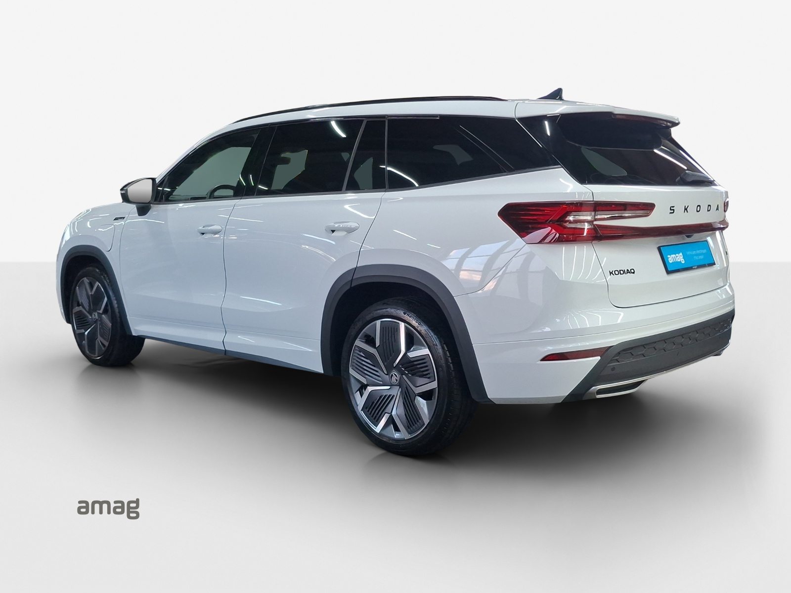 SKODA Kodiaq iV Sportline, Voll-Hybrid Benzin/Elektro, Occasion / Gebraucht, Automatik - 4
