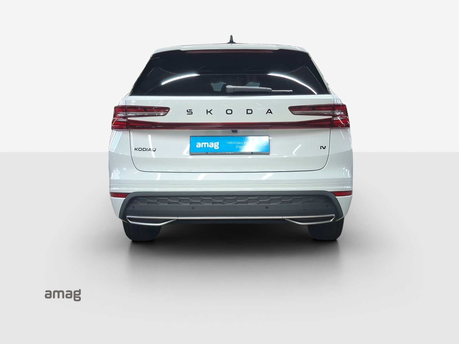 SKODA Kodiaq iV Sportline, Voll-Hybrid Benzin/Elektro, Occasion / Gebraucht, Automatik - 5