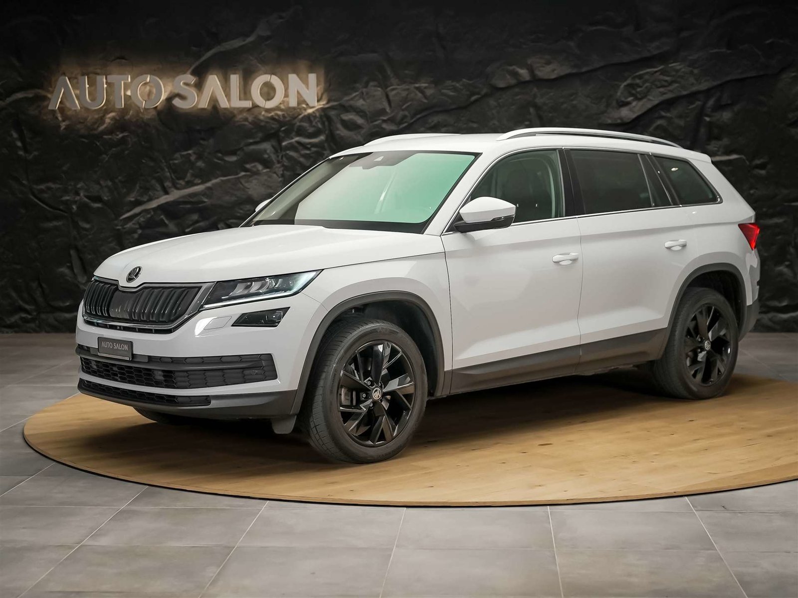 SKODA Kodiaq 2.0 TDI CR Style 4x4 DSG *7-Sitzer*CH-Fahrzeug*