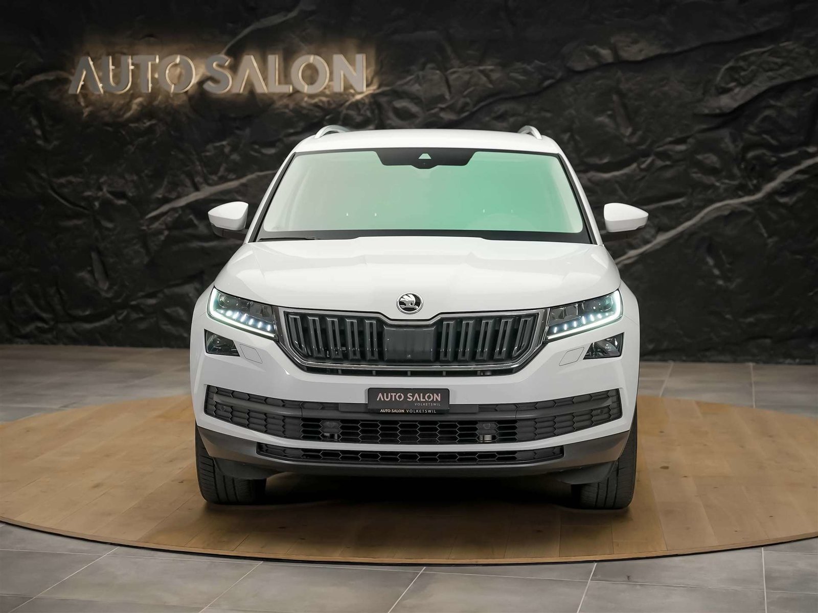 SKODA Kodiaq 2.0 TDI CR Style 4x4 DSG *7-Sitzer*CH-Fahrzeug*, Diesel, Occasion / Gebraucht, Automatik - 7