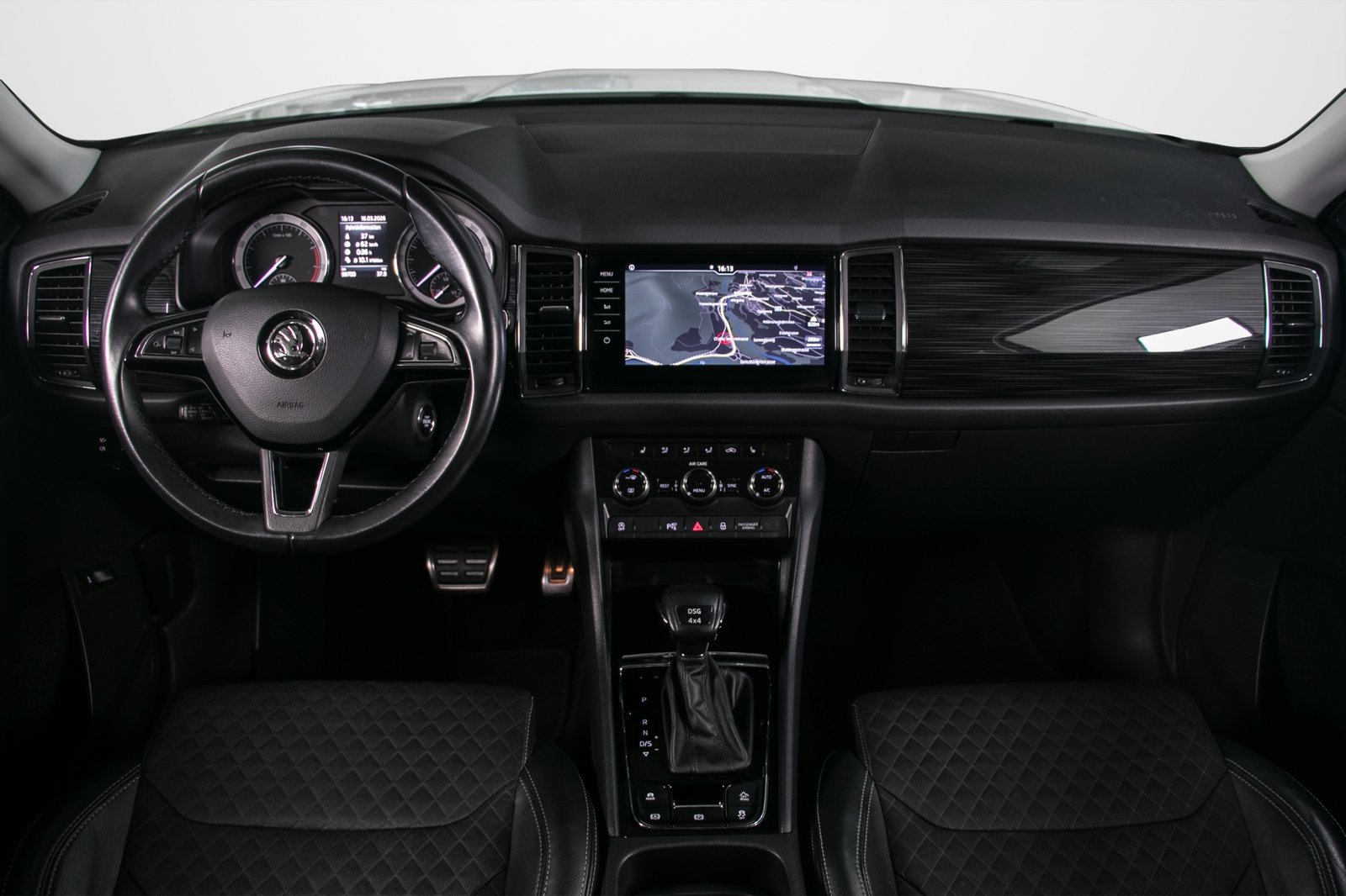 SKODA Kodiaq 2.0 TSI Style DSG 4x4, Benzin, Occasion / Gebraucht, Automatik - 4
