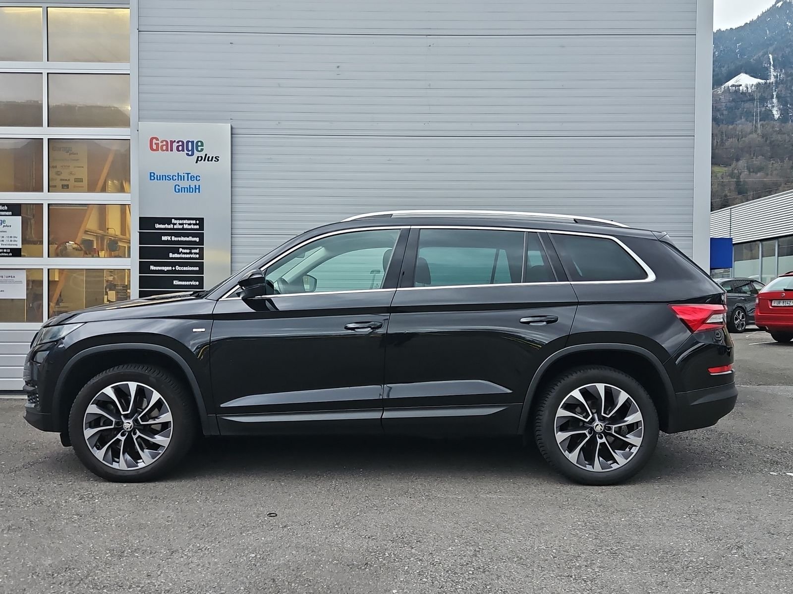 SKODA Kodiaq 2.0 TDI 200 Sportline DSG, Diesel, Occasion / Utilisé, Automatique - 2