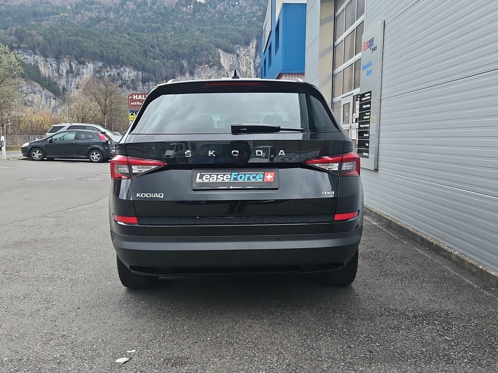 SKODA Kodiaq 2.0 TDI 200 Sportline DSG, Diesel, Occasion / Utilisé, Automatique - 4