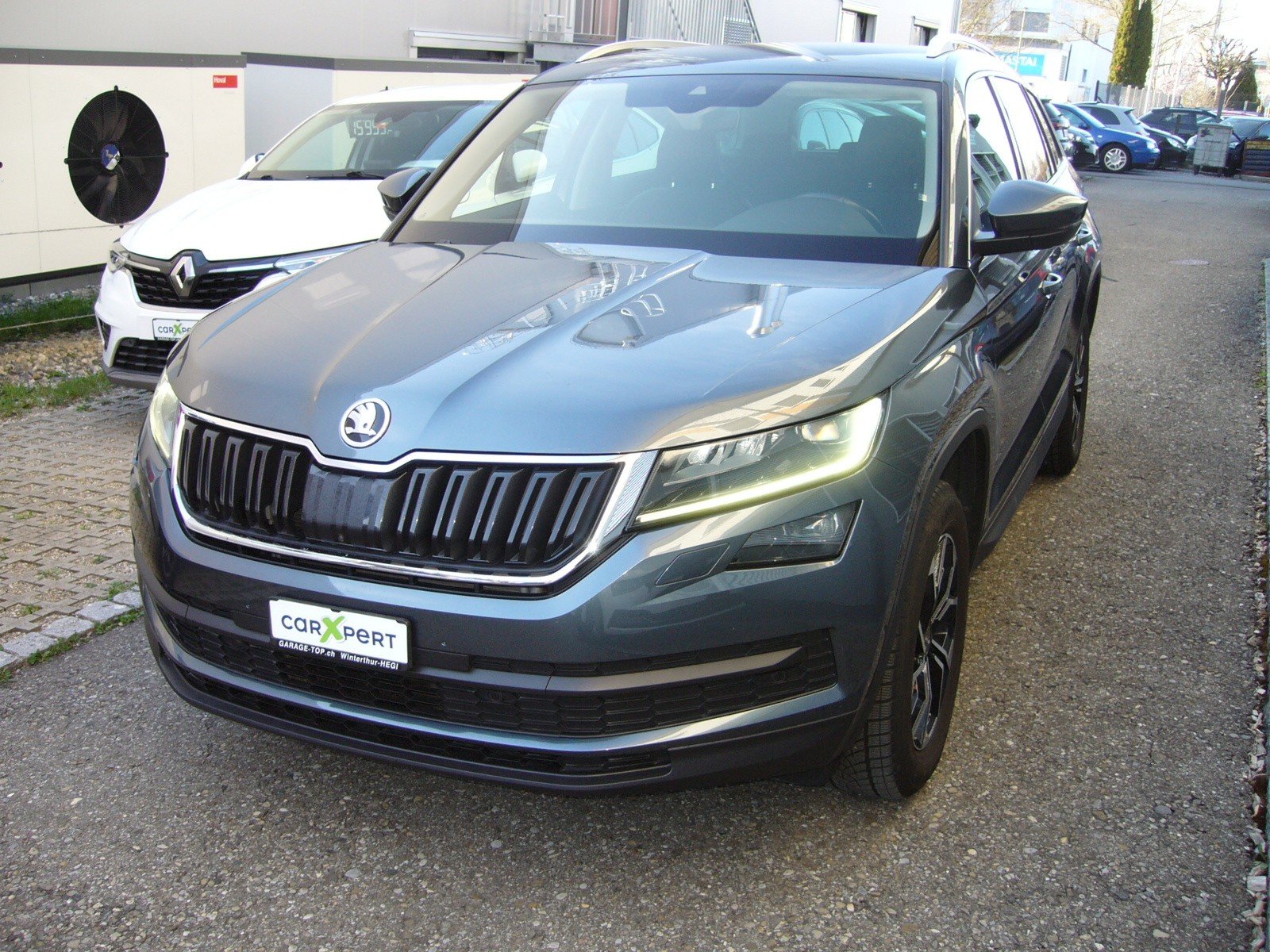 SKODA Kodiaq 2.0 TSI Style DSG 4x4, Benzin, Occasion / Gebraucht, Automatik - 2