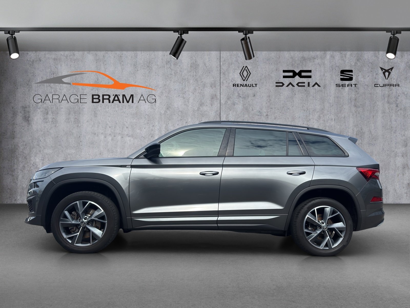 SKODA Kodiaq 2.0 TSI 4x4 SportLine 7P, Benzin, Occasion / Gebraucht, Automatik - 3