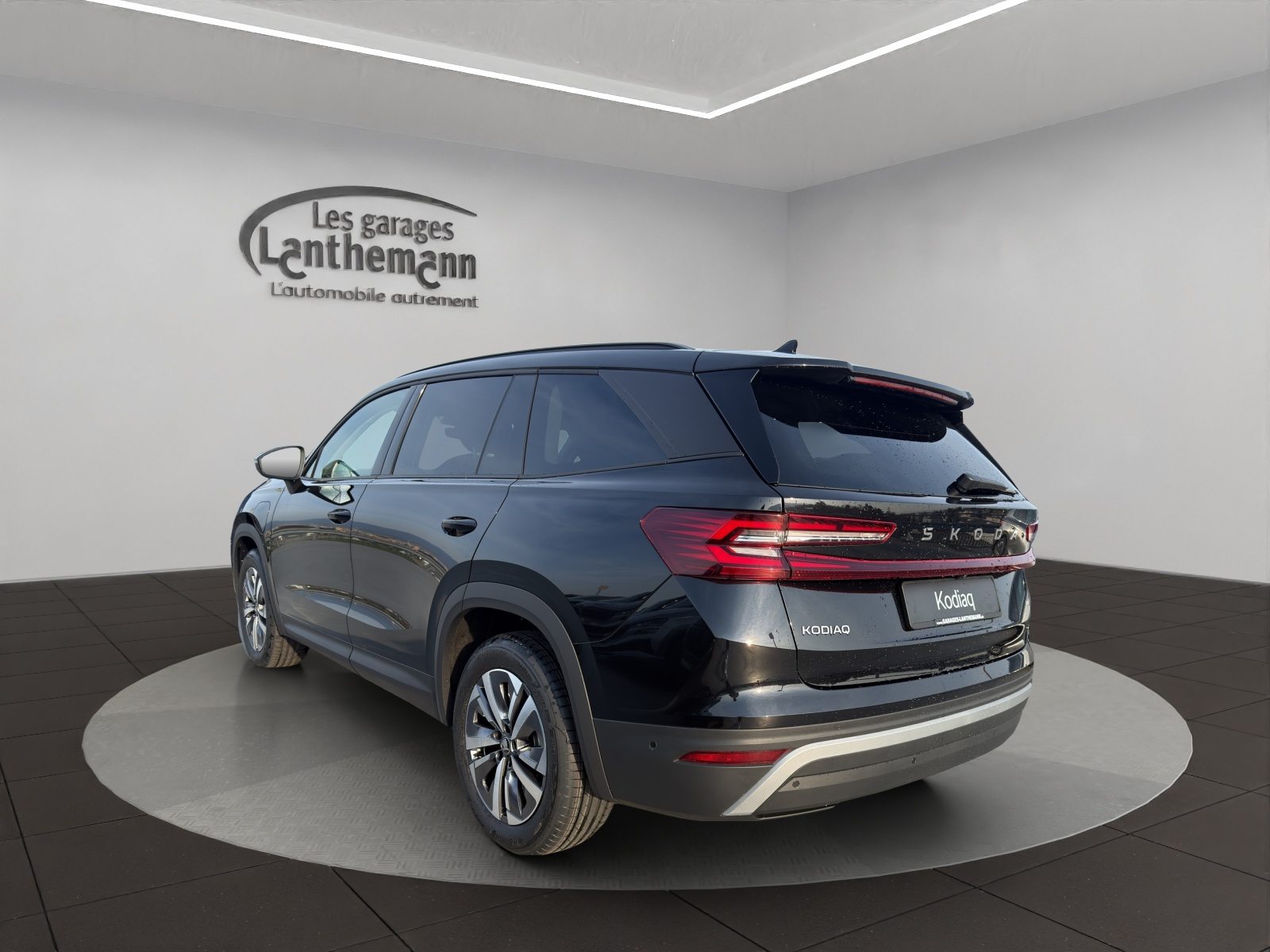SKODA Kodiaq iV Dynamic (Netto), Hybride Intégral Essence/Électricité, Occasion / Utilisé, Automatique - 3