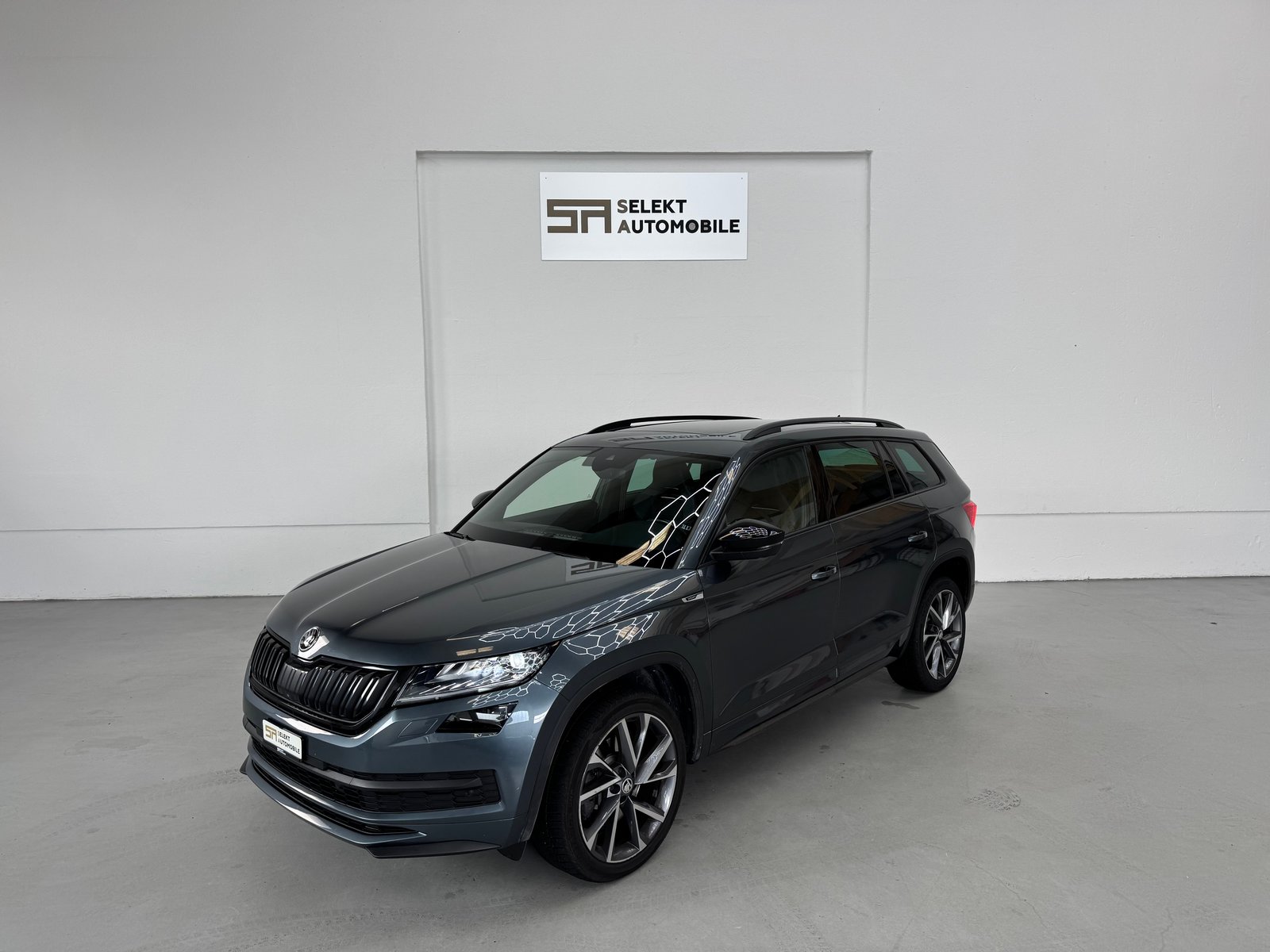 SKODA Kodiaq 2.0 TDI CR Sport Line 4x4 DSG Ab 376.40/Mt.*