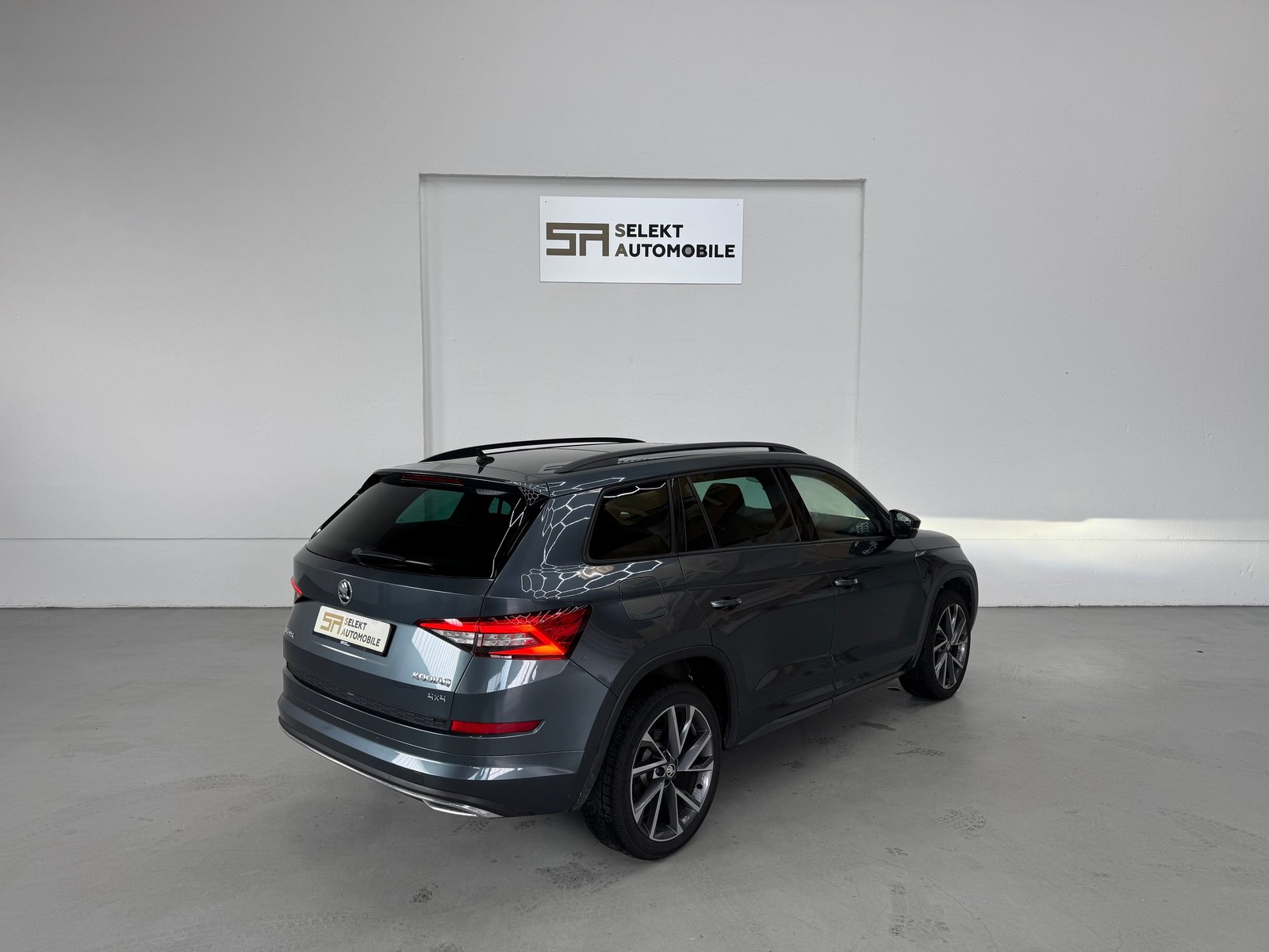 SKODA Kodiaq 2.0 TDI CR Sport Line 4x4 DSG Ab 376.40/Mt.*, Diesel, Occasion / Gebraucht, Automatik - 6
