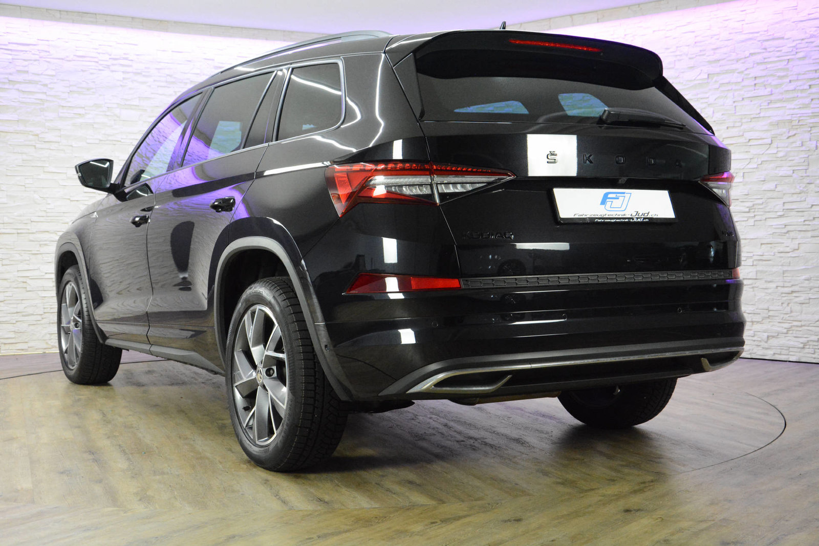 SKODA Kodiaq 2.0 TDI 200 Sportline DSG, Diesel, Occasion / Gebraucht, Automatik - 7