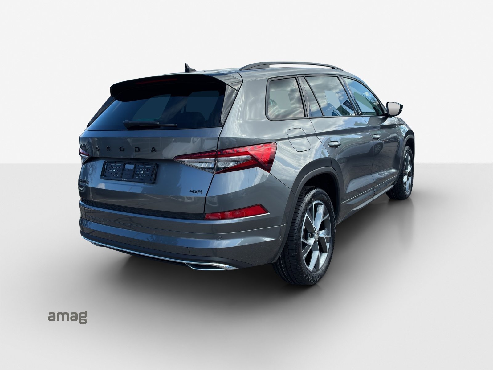 SKODA Kodiaq SportLine, Petrol, Second hand / Used, Automatic - 5