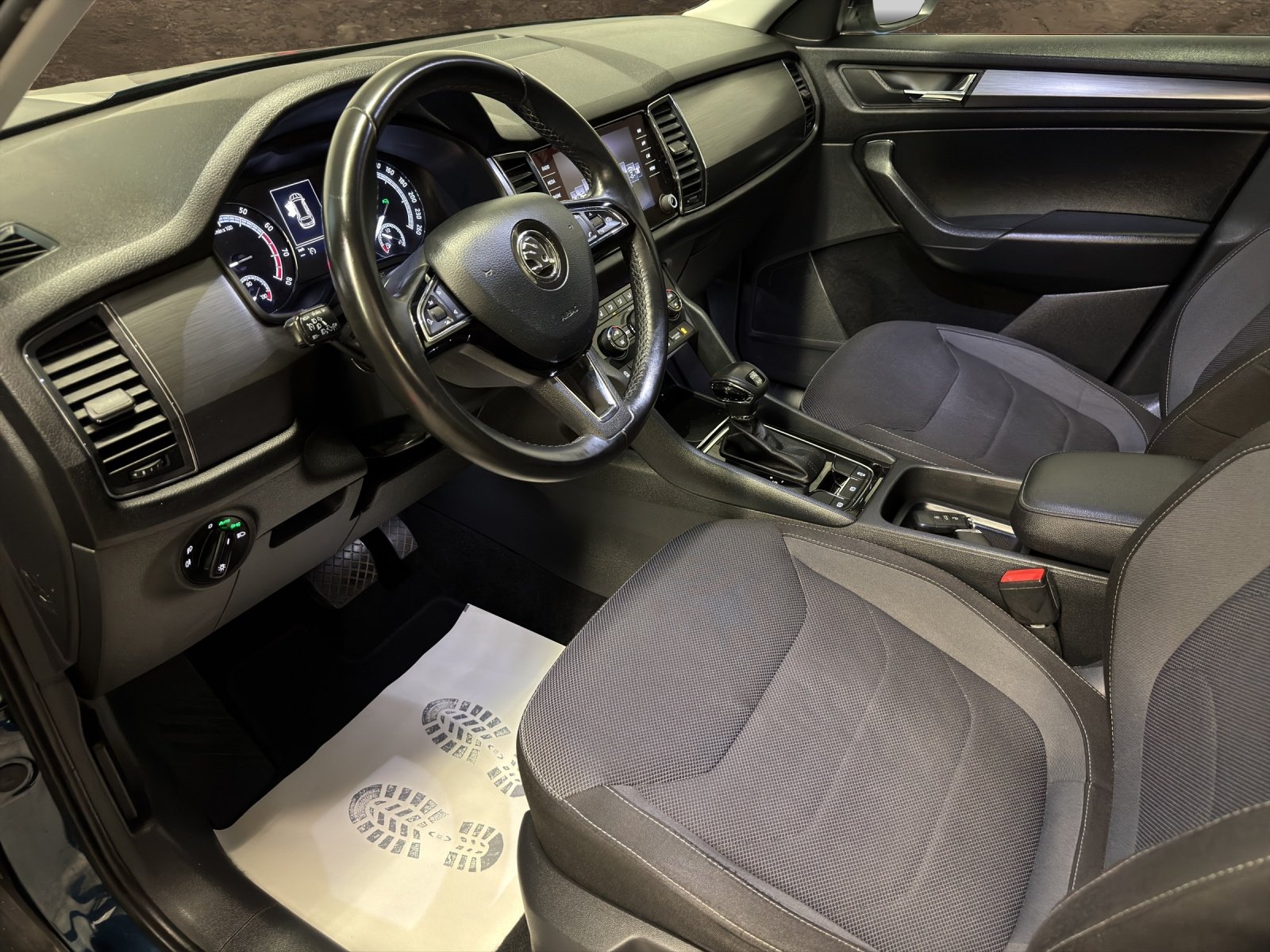 SKODA Kodiaq 2.0 TSI Ambition DSG 4x4, Benzina, Occasioni / Usate, Automatico - 6