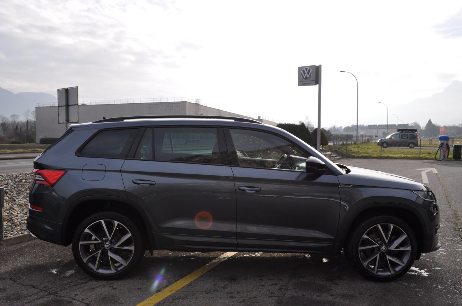 SKODA Kodiaq 2.0 TDI SCR SportLine 4x4 DSG, Diesel, Second hand / Used, Automatic - 5