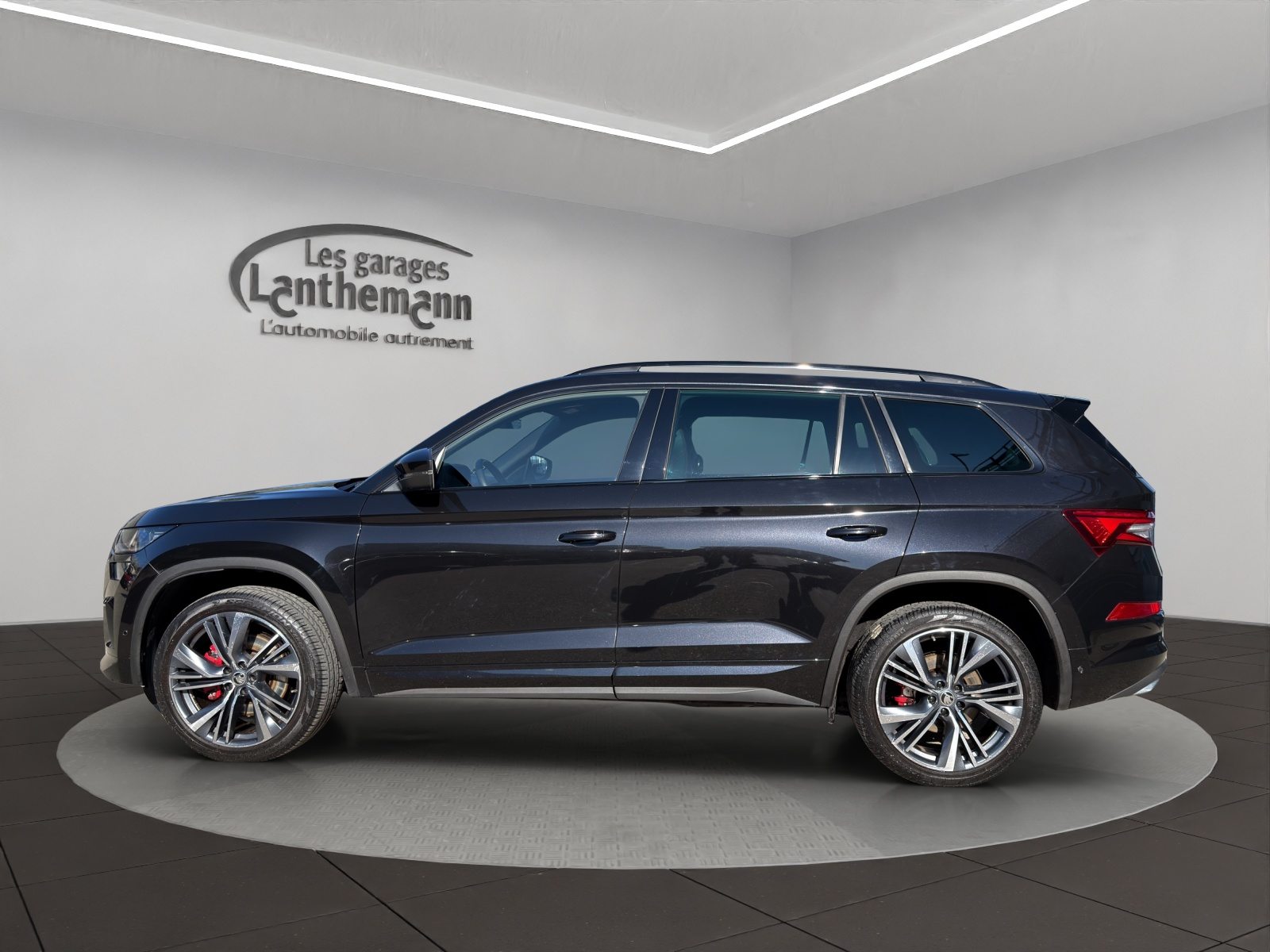 SKODA NEW KODIAQ RS, Essence, Occasion / Utilisé, Automatique - 2