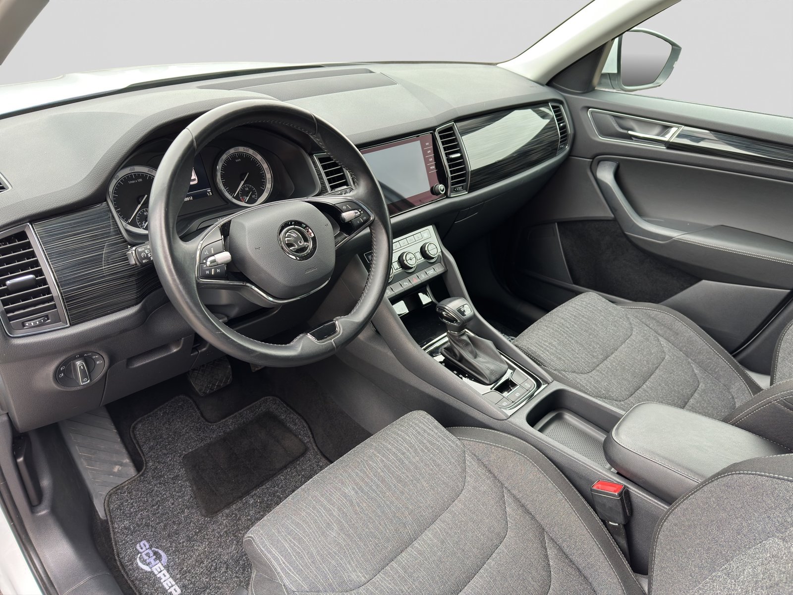 SKODA Kodiaq 2.0 TSI 4x4 Style, Petrol, Second hand / Used, Automatic - 7