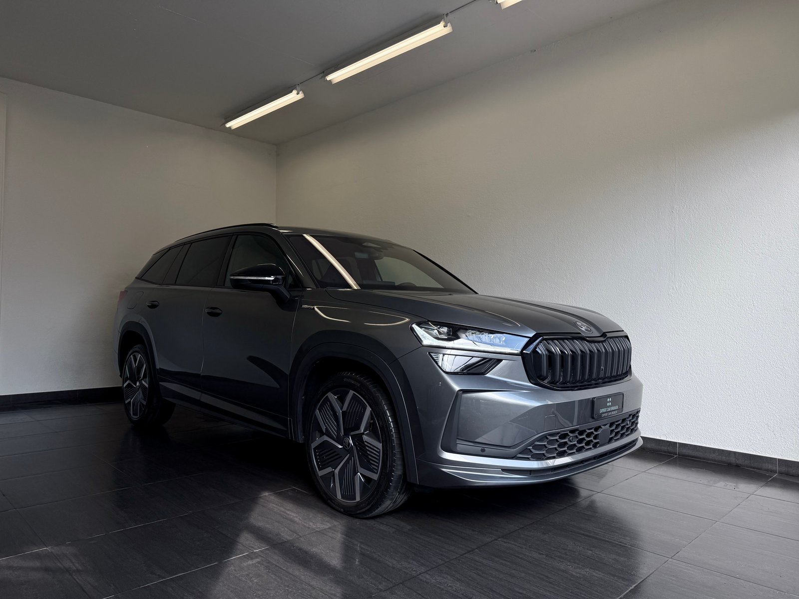 SKODA Kodiaq 2.0 TDI Sportline 4x4 DSG, Diesel, Occasion / Gebraucht, Automatik - 2