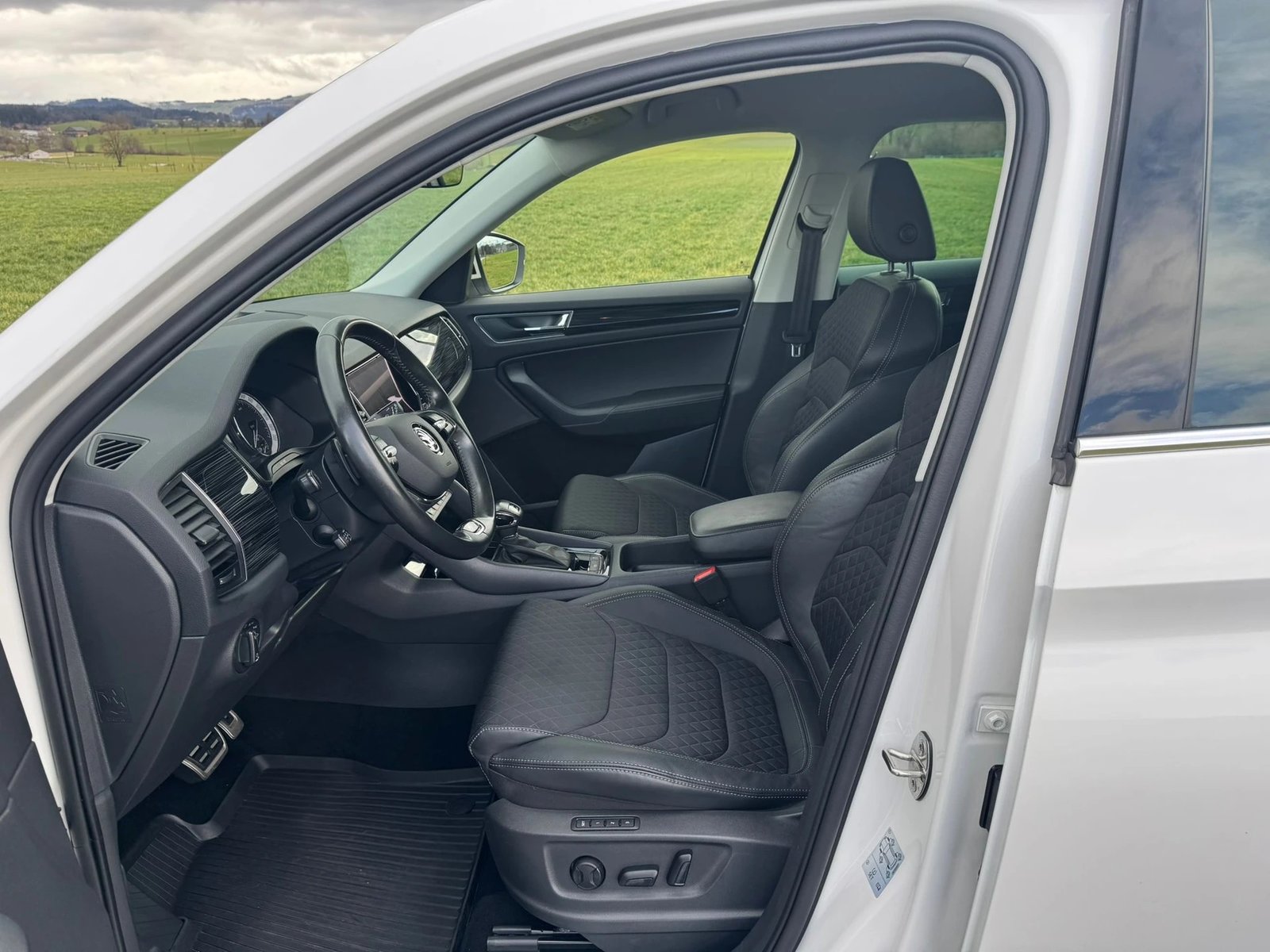 SKODA Kodiaq 2.0 TDI SCR Style 4x4 DSG mit Anhängerkupplung, Diesel, Occasioni / Usate, Automatico - 7