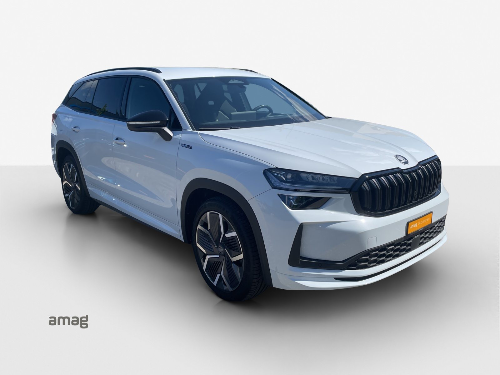 SKODA Kodiaq iV Sportline, Voll-Hybrid Benzin/Elektro, Occasion / Gebraucht, Automatik - 6