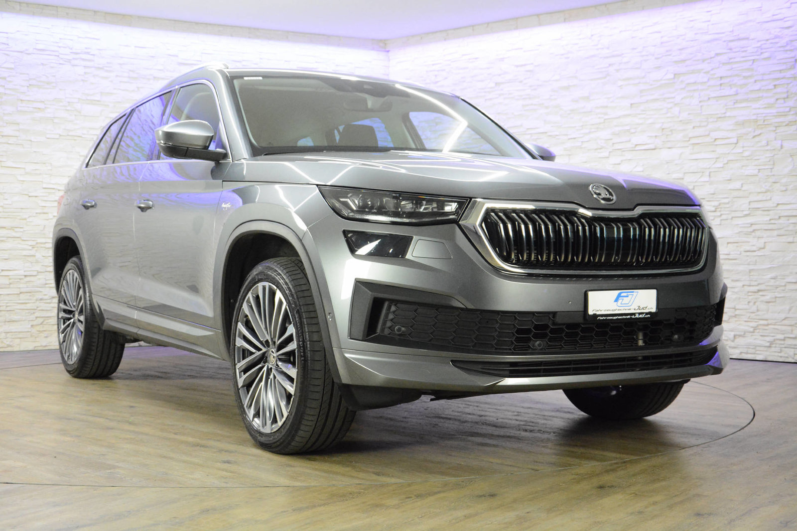SKODA Kodiaq 2.0 TSI L K DSG, Benzin, Occasion / Gebraucht, Automatik - 2