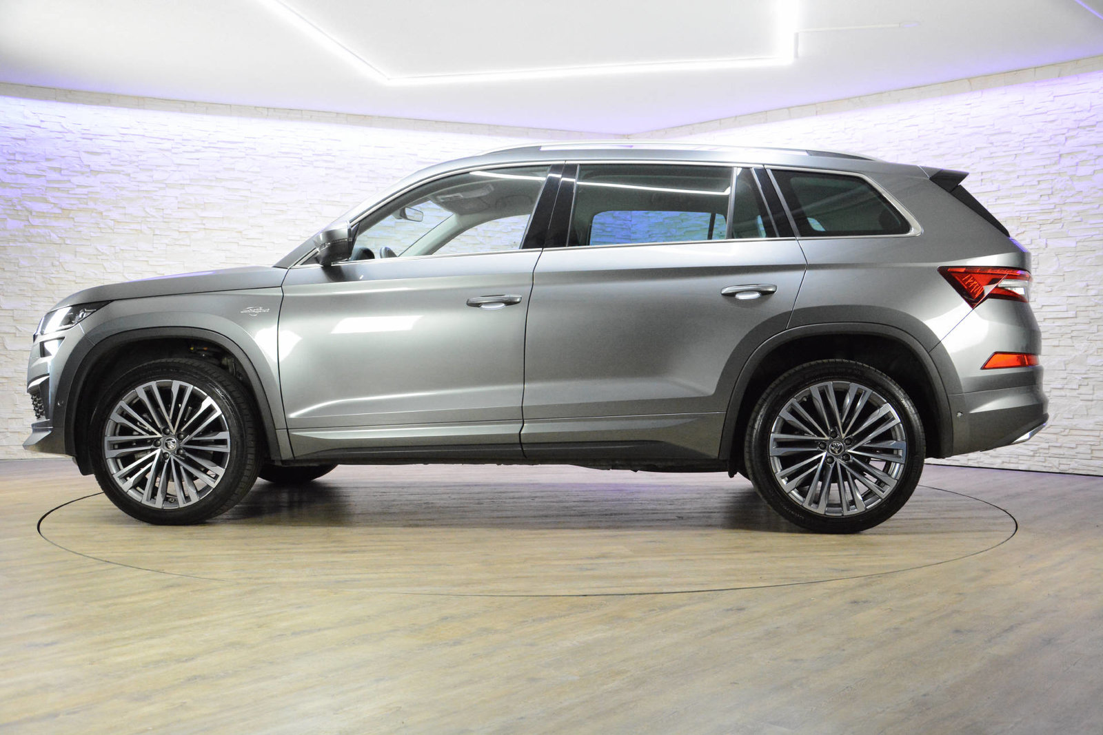 SKODA Kodiaq 2.0 TSI L K DSG, Benzin, Occasion / Gebraucht, Automatik - 3