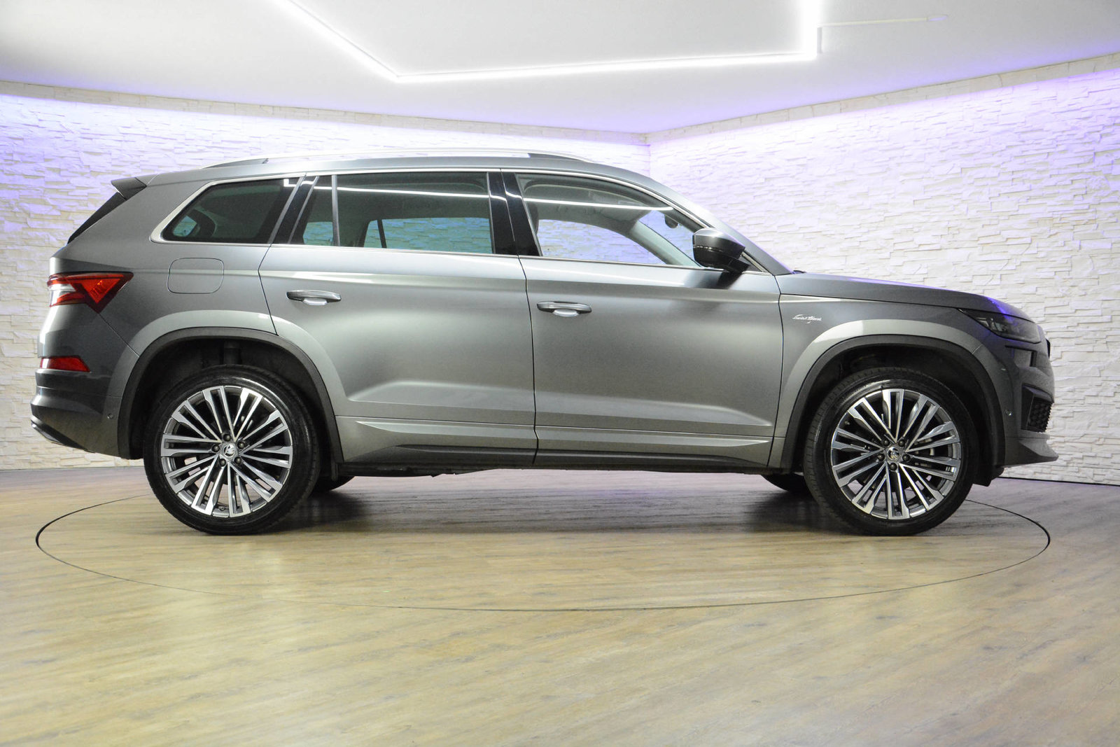SKODA Kodiaq 2.0 TSI L K DSG, Benzin, Occasion / Gebraucht, Automatik - 4