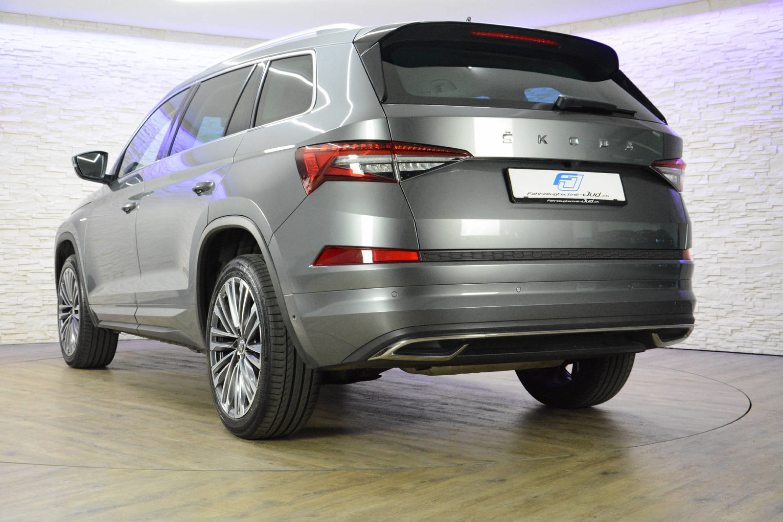 SKODA Kodiaq 2.0 TSI L K DSG, Benzin, Occasion / Gebraucht, Automatik - 6
