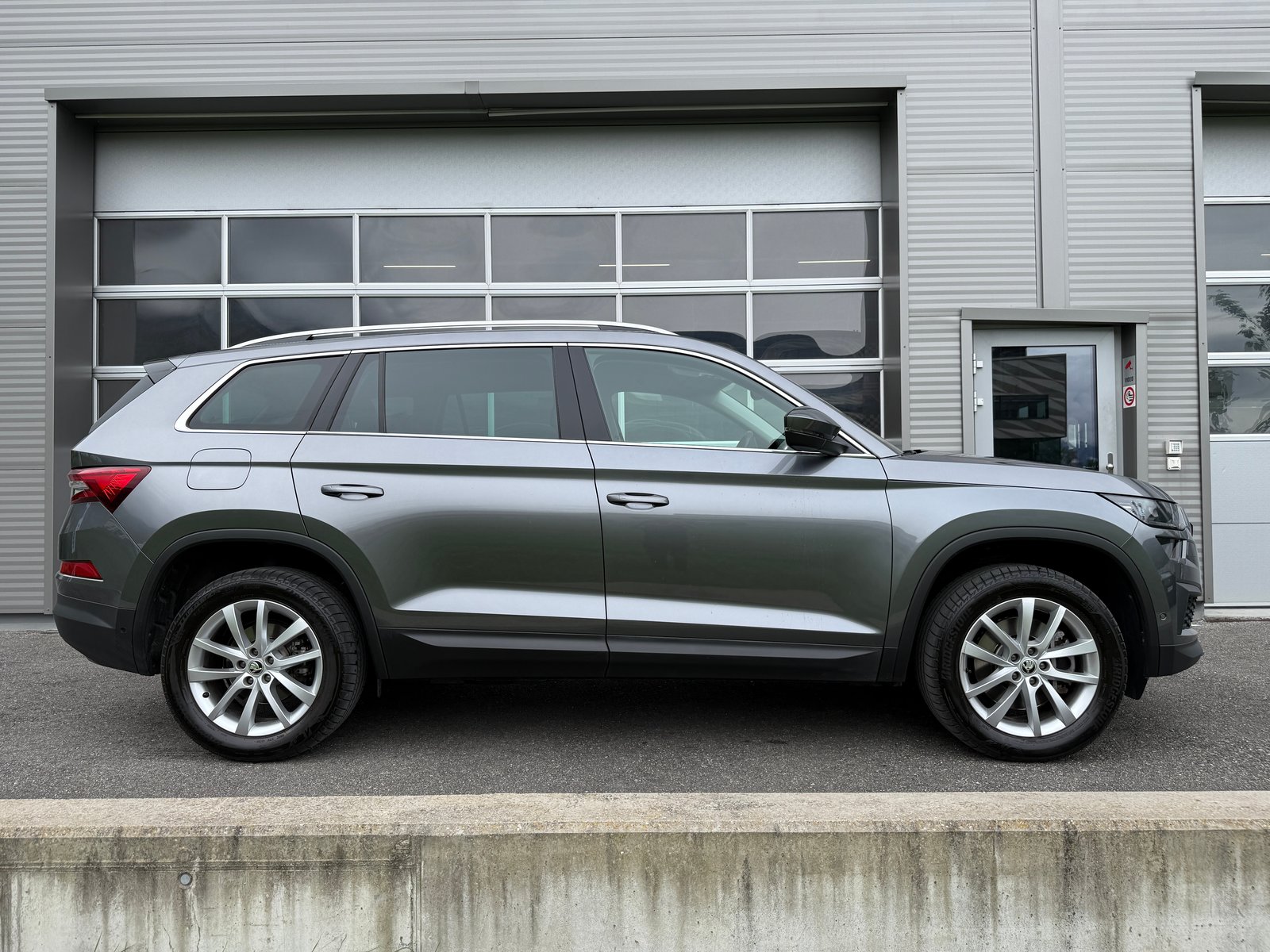 SKODA Kodiaq 2.0 TSI 4x4 Style, Essence, Occasion / Utilisé, Automatique - 2