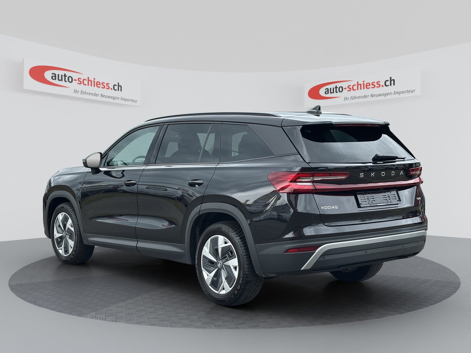 SKODA Kodiaq 2.0 TSI Selection 4x4, Benzin, Occasion / Gebraucht, Automatik - 3