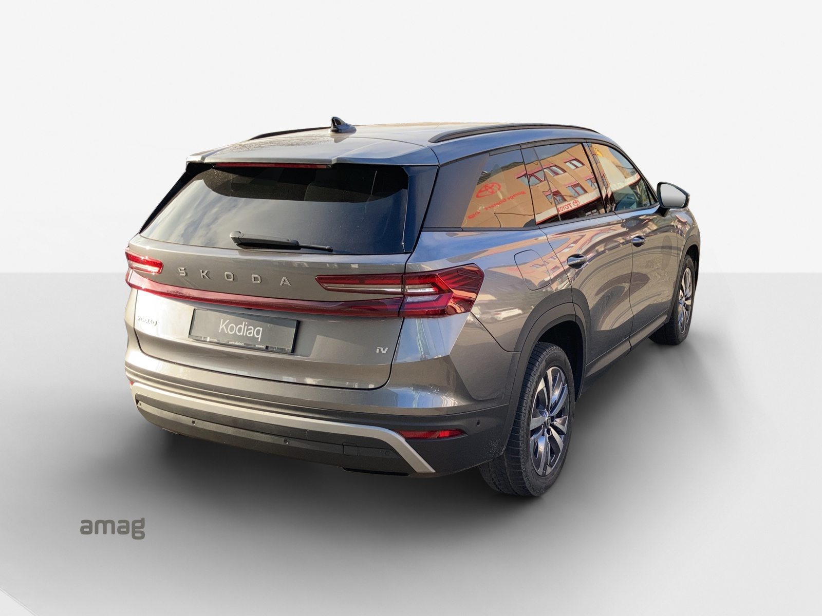 SKODA Kodiaq iV Selection, Full-Hybrid Petrol/Electric, Second hand / Used, Automatic - 5