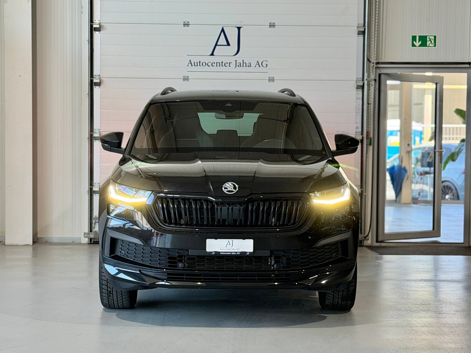 SKODA Kodiaq 2.0 TSI 4x4 SportLine (CH) Facelift, Petrol, Second hand / Used, Automatic - 4