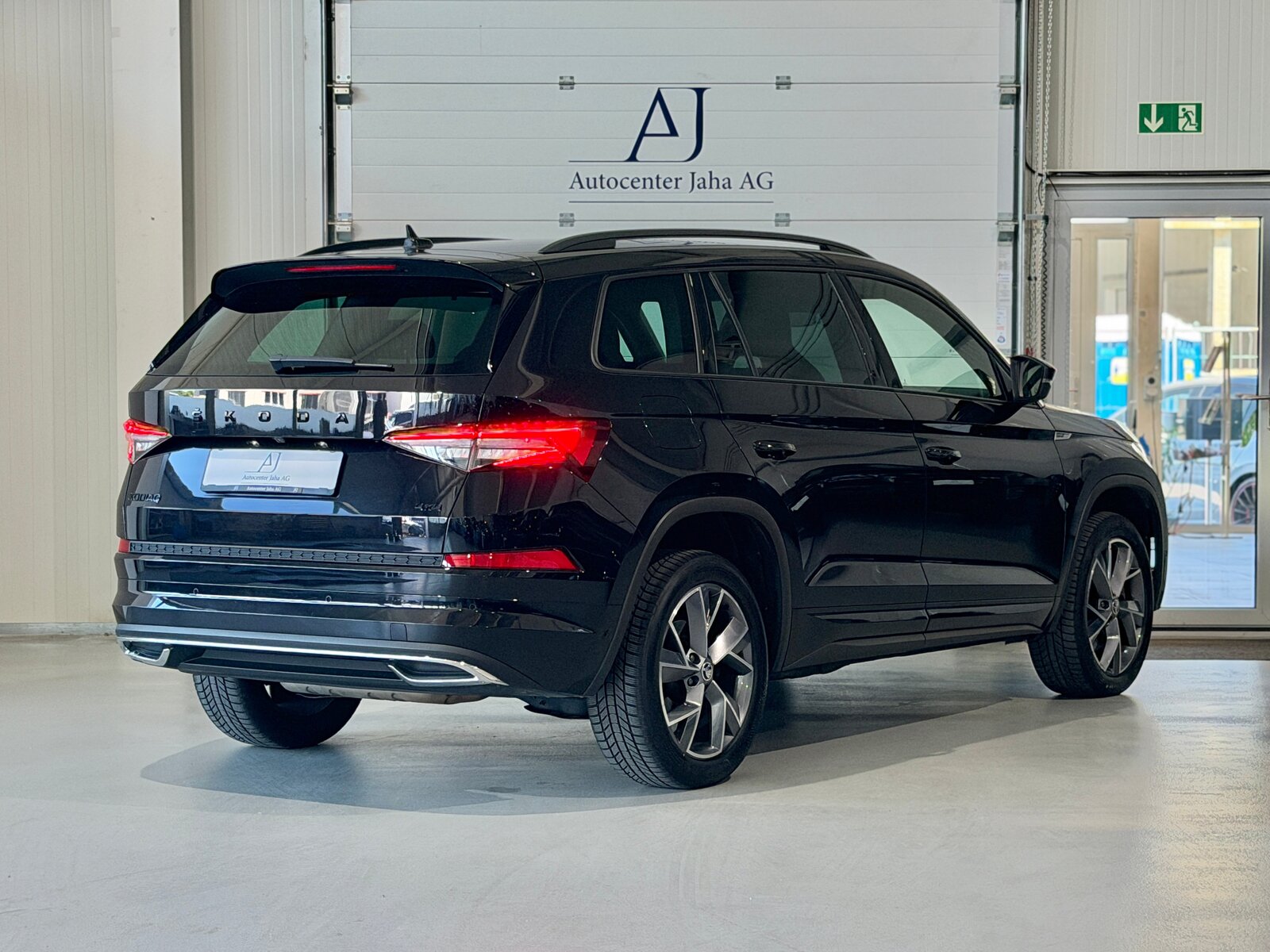 SKODA Kodiaq 2.0 TSI 4x4 SportLine (CH) Facelift, Petrol, Second hand / Used, Automatic - 7