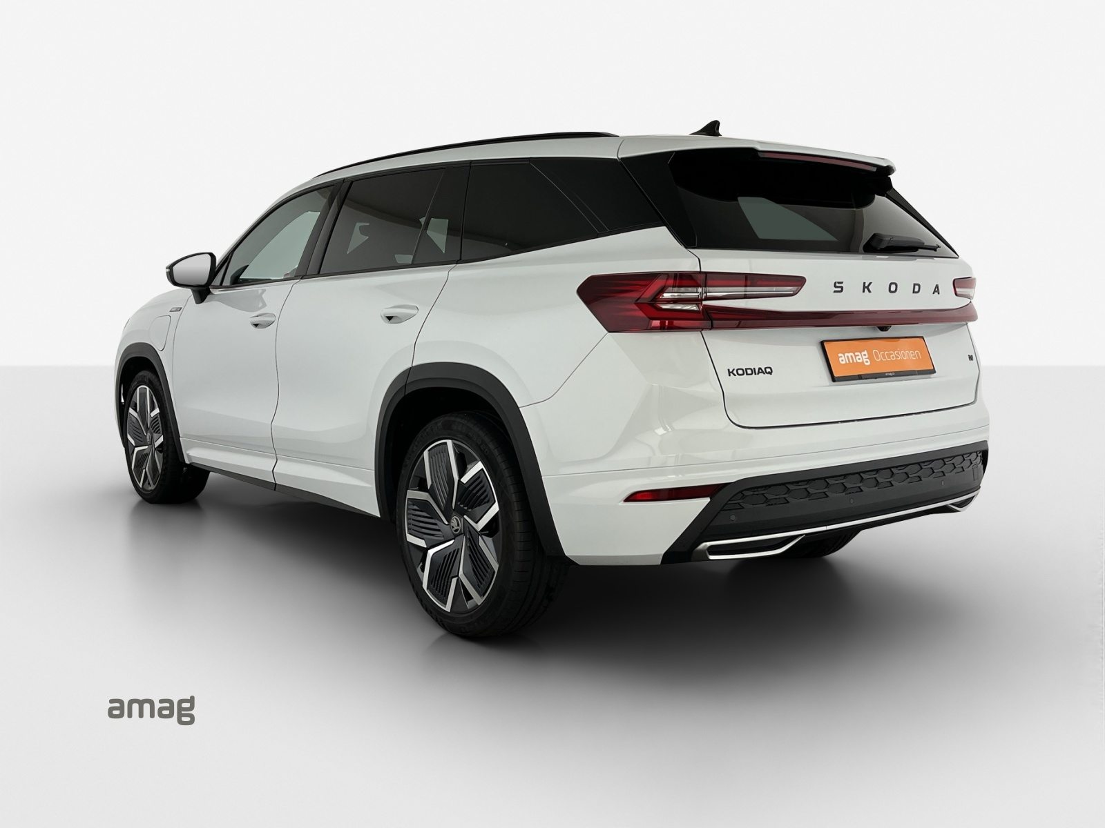 SKODA Kodiaq iV Sportline, Full-Hybrid Petrol/Electric, Second hand / Used, Automatic - 3