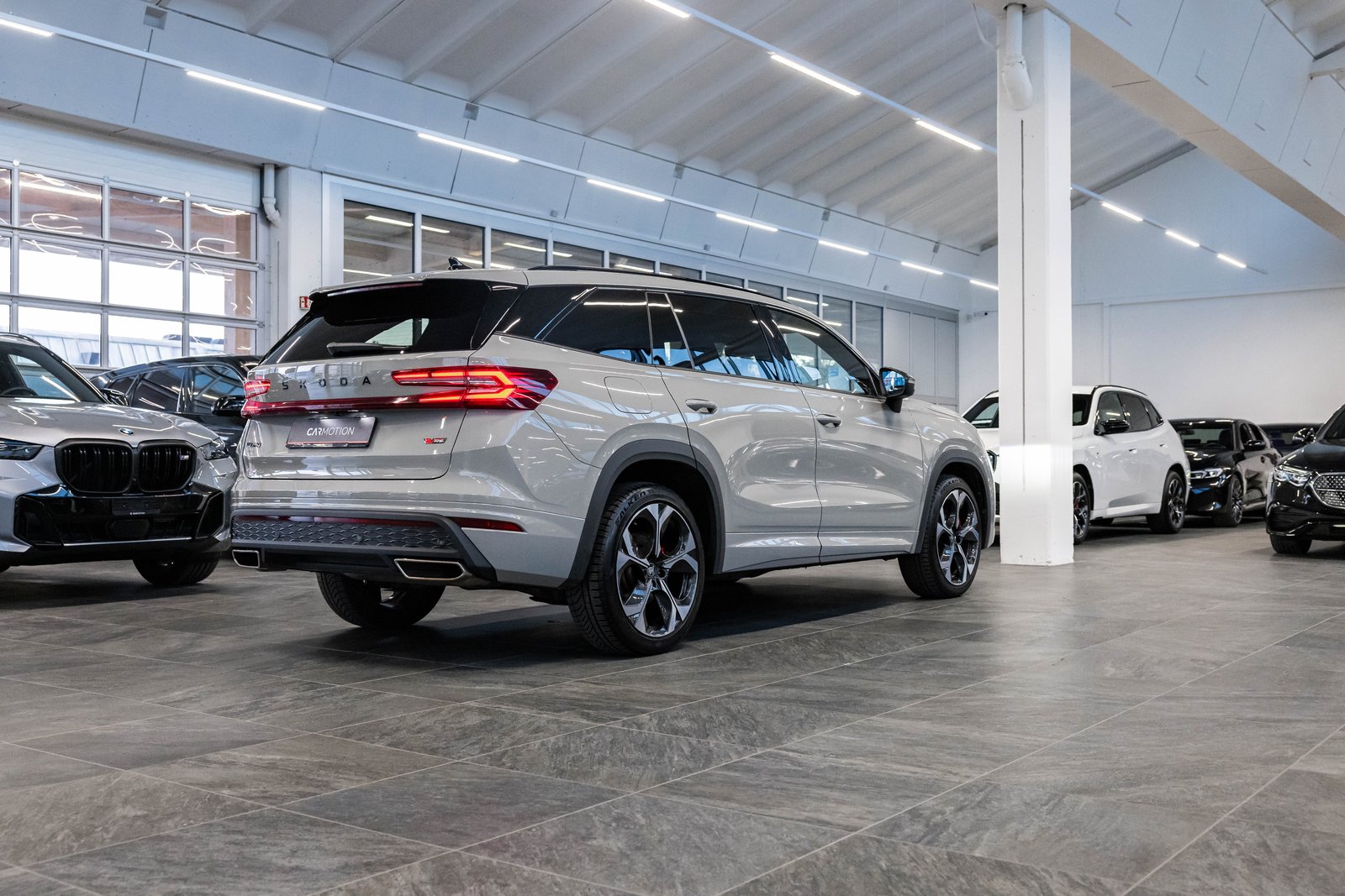 SKODA Kodiaq 2.0 TSI RS / 7Plätzer / Panorama / Canton, Benzina, Occasioni / Usate, Automatico - 5