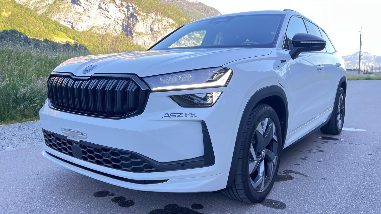 SKODA Kodiaq 1.5 TSI PHEV SportLine 2WD, Plug-in-Hybrid Benzin/Elektro, Occasion / Gebraucht, Automatik - 3