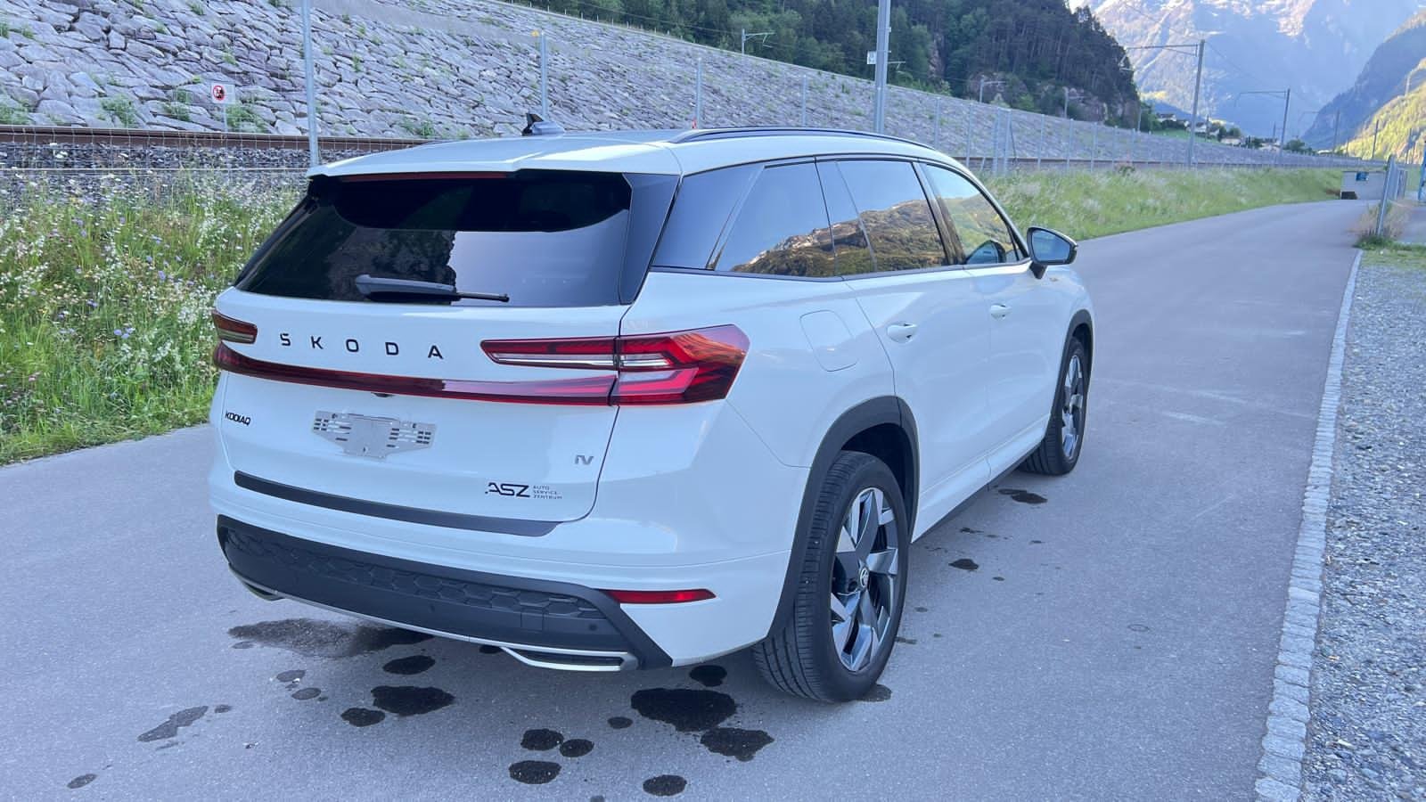 SKODA Kodiaq 1.5 TSI PHEV SportLine 2WD, Plug-in-Hybrid Benzin/Elektro, Occasion / Gebraucht, Automatik - 5