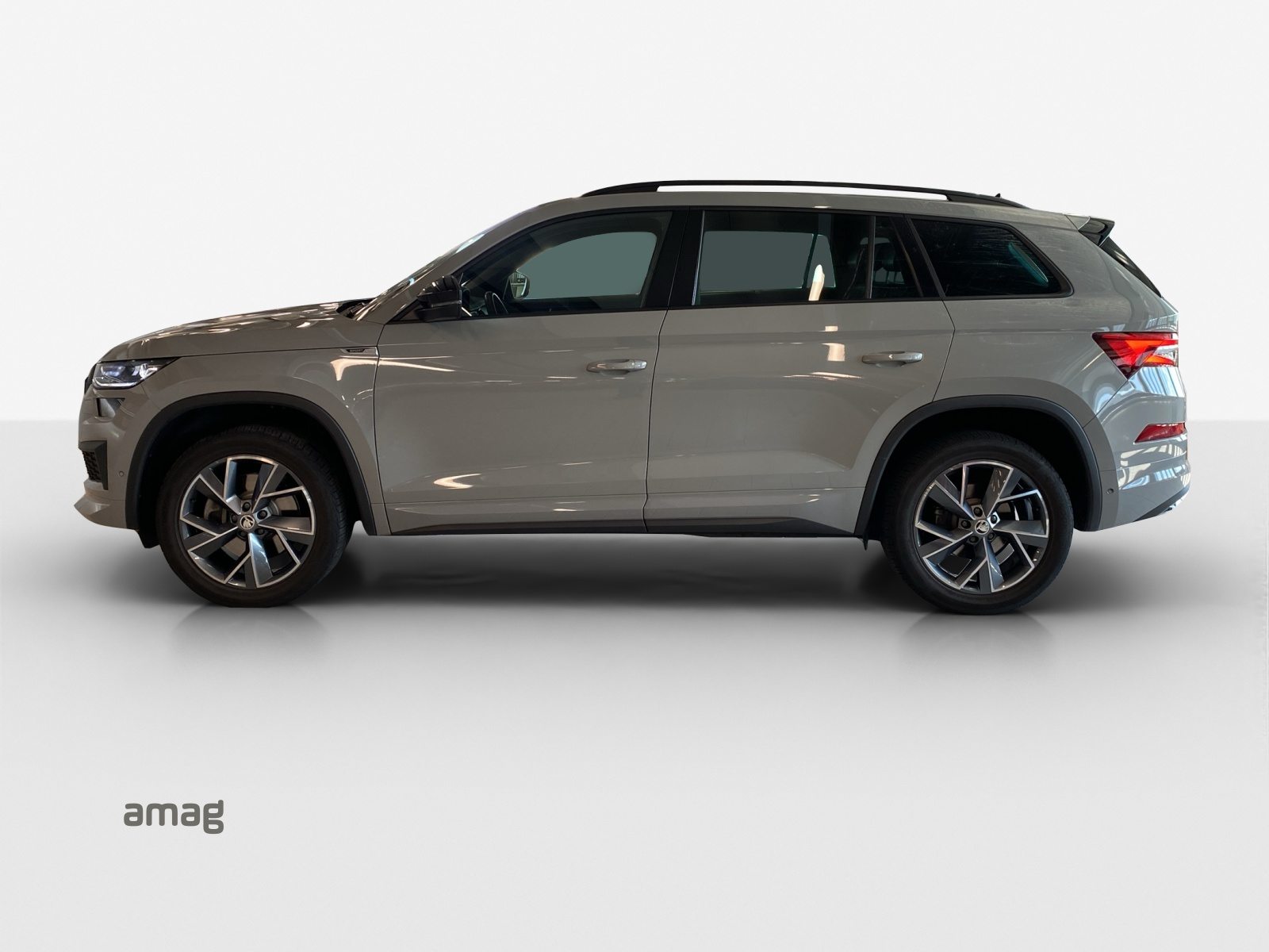 SKODA Kodiaq SportLine, Petrol, Second hand / Used, Automatic - 2