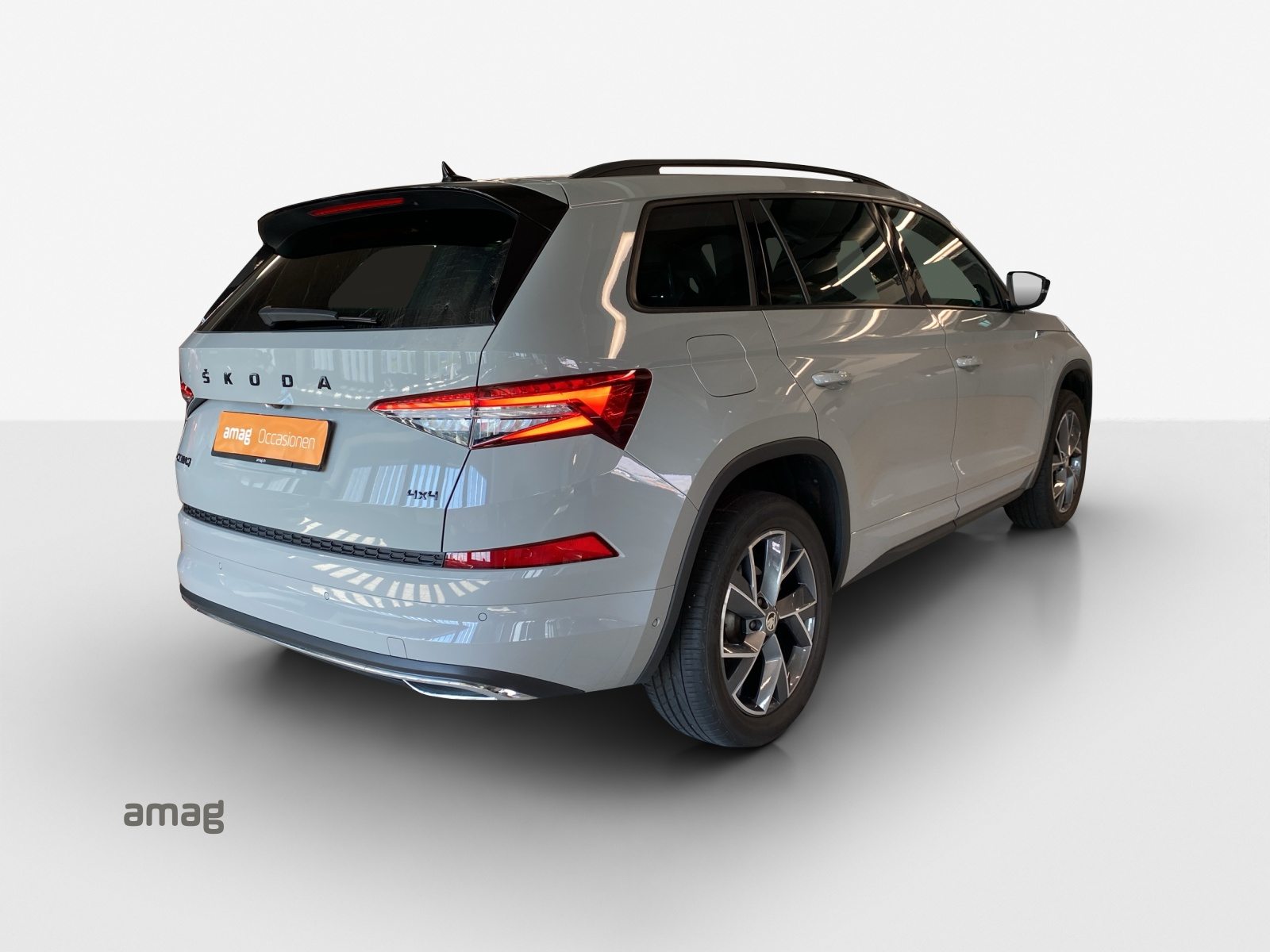 SKODA Kodiaq SportLine, Petrol, Second hand / Used, Automatic - 5