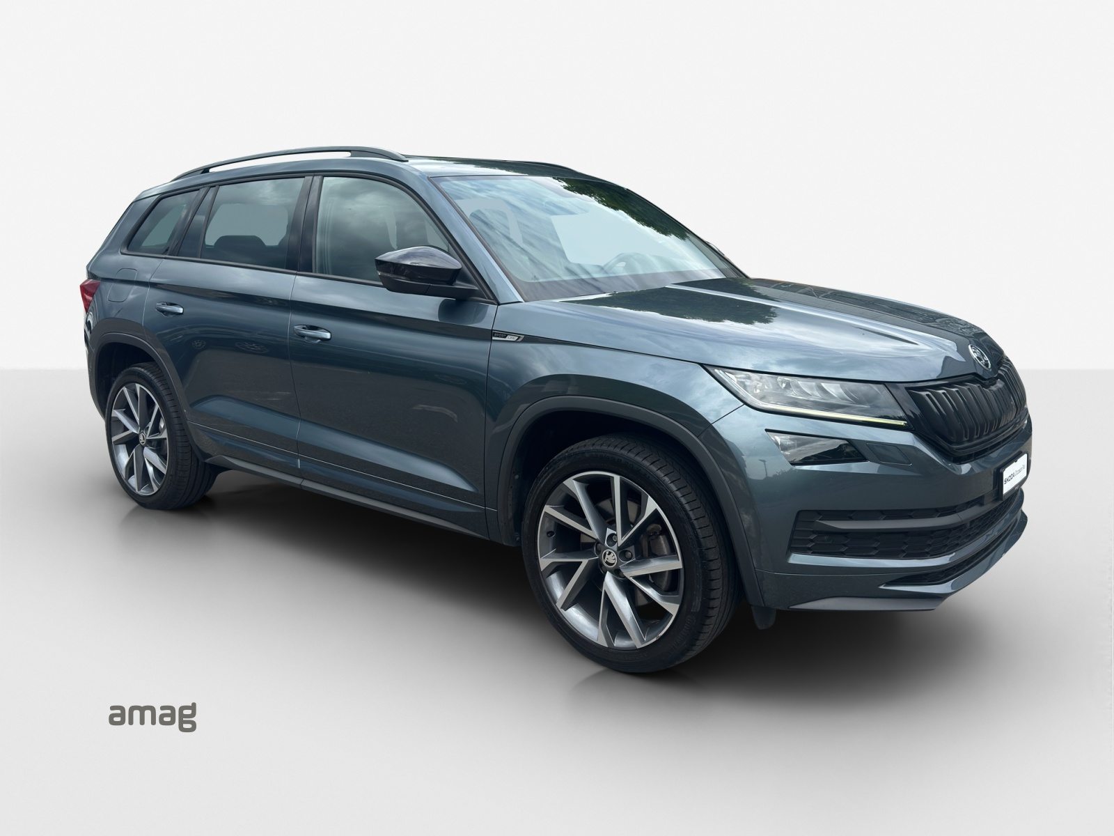 SKODA KODIAQ SportLine, Petrol, Second hand / Used, Automatic - 6