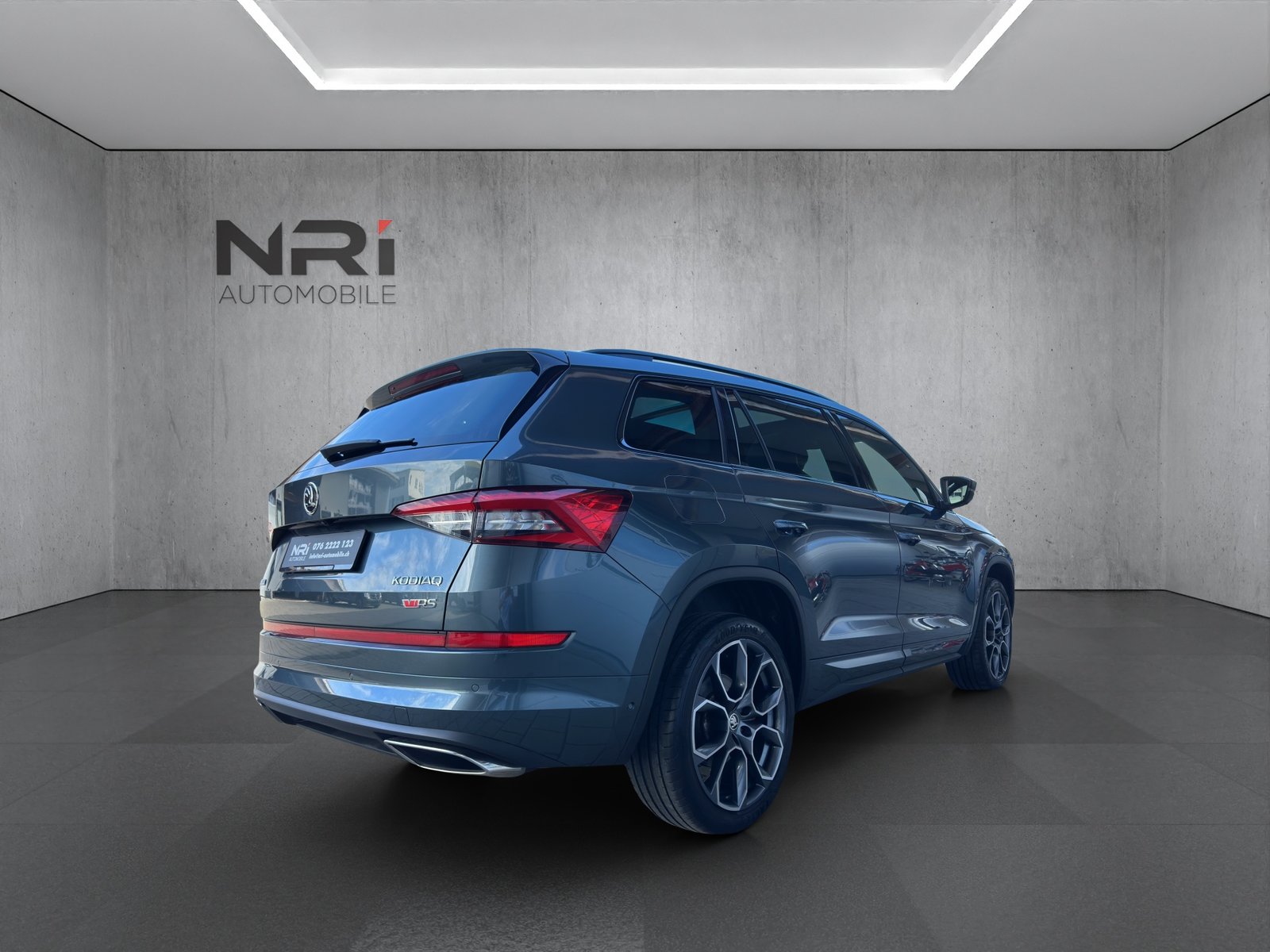 SKODA Kodiaq 2.0 TSI Dynamic, Benzin, Occasion / Gebraucht, Automatik - 4