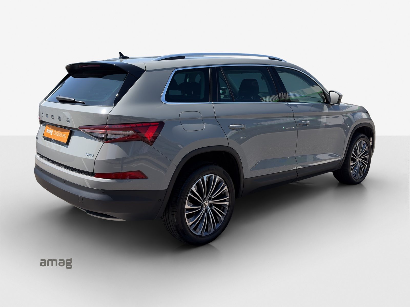 SKODA Kodiaq Style, Petrol, Second hand / Used, Automatic - 4
