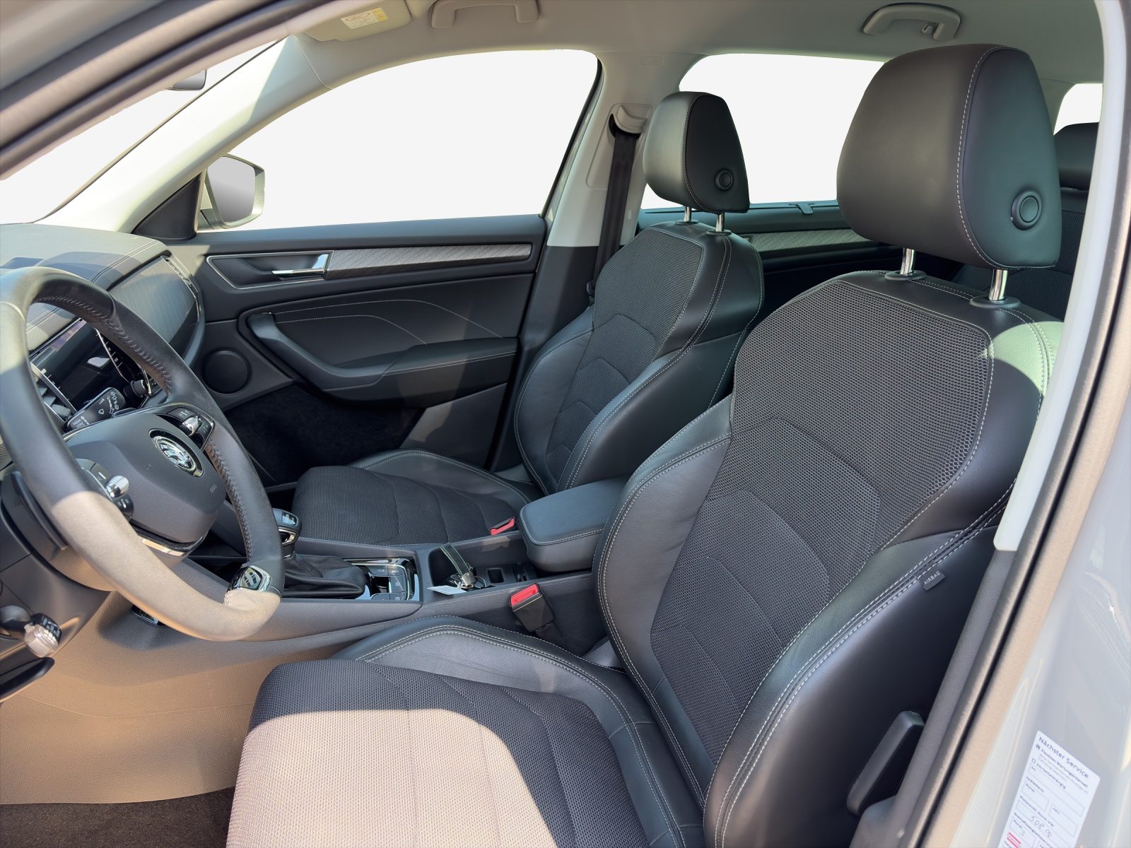 SKODA Kodiaq Style, Petrol, Second hand / Used, Automatic - 7