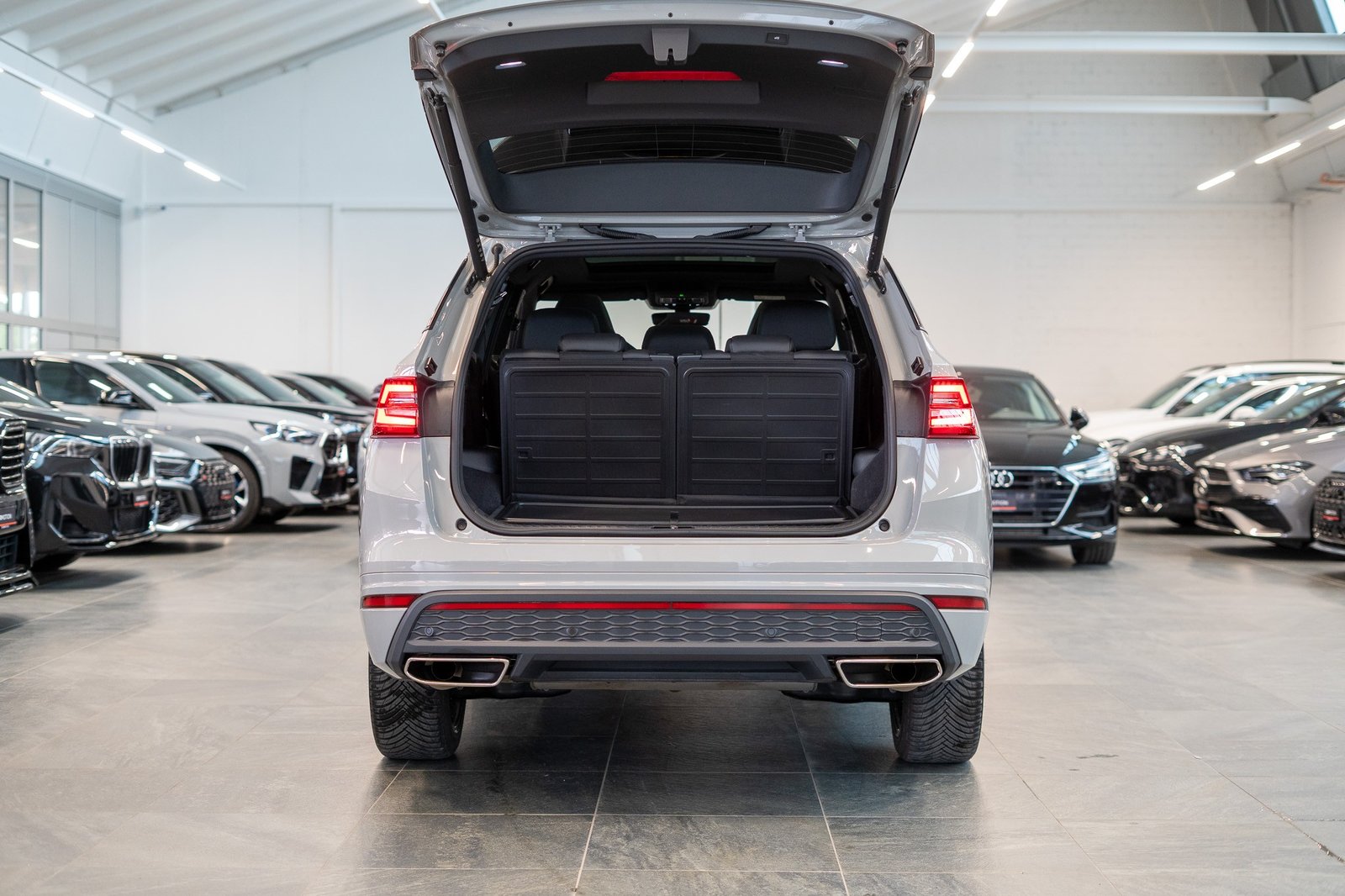 SKODA Kodiaq 2.0 TSI RS / Panorama-Glasdach / HeadUp / Anhä, Benzina, Occasioni / Usate, Automatico - 7