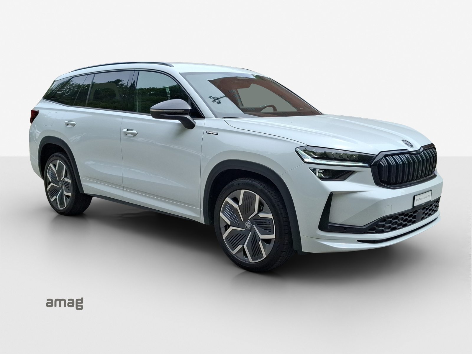 SKODA Kodiaq iV Sportline, Voll-Hybrid Benzin/Elektro, Occasion / Gebraucht, Automatik - 7