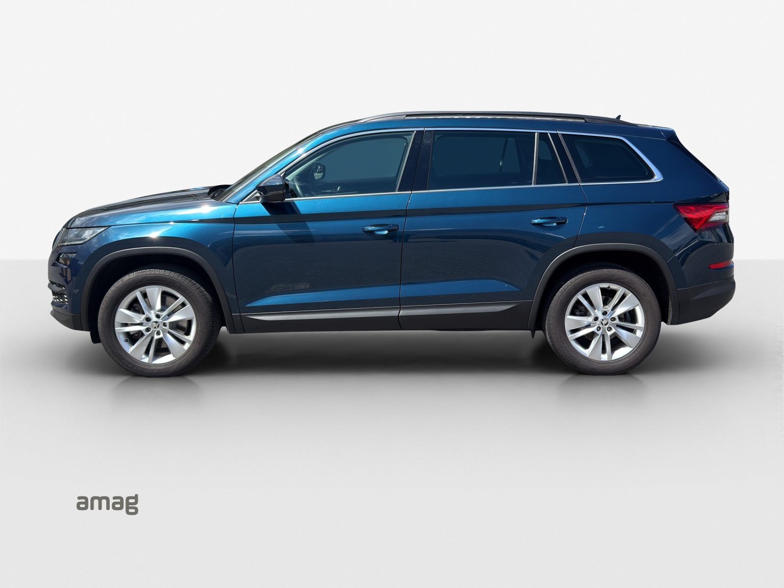 SKODA KODIAQ Style, Petrol, Second hand / Used, Automatic - 2