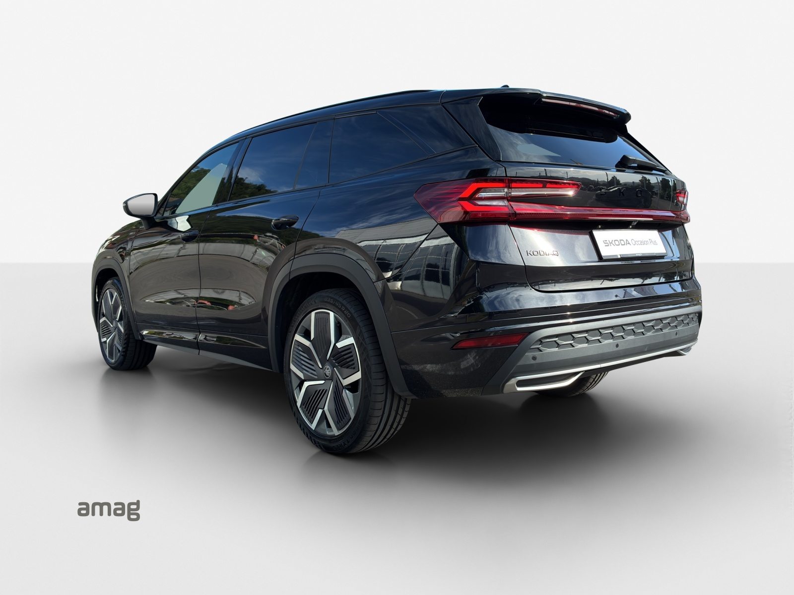 SKODA Kodiaq iV Sportline, Voll-Hybrid Benzin/Elektro, Occasion / Gebraucht, Automatik - 3