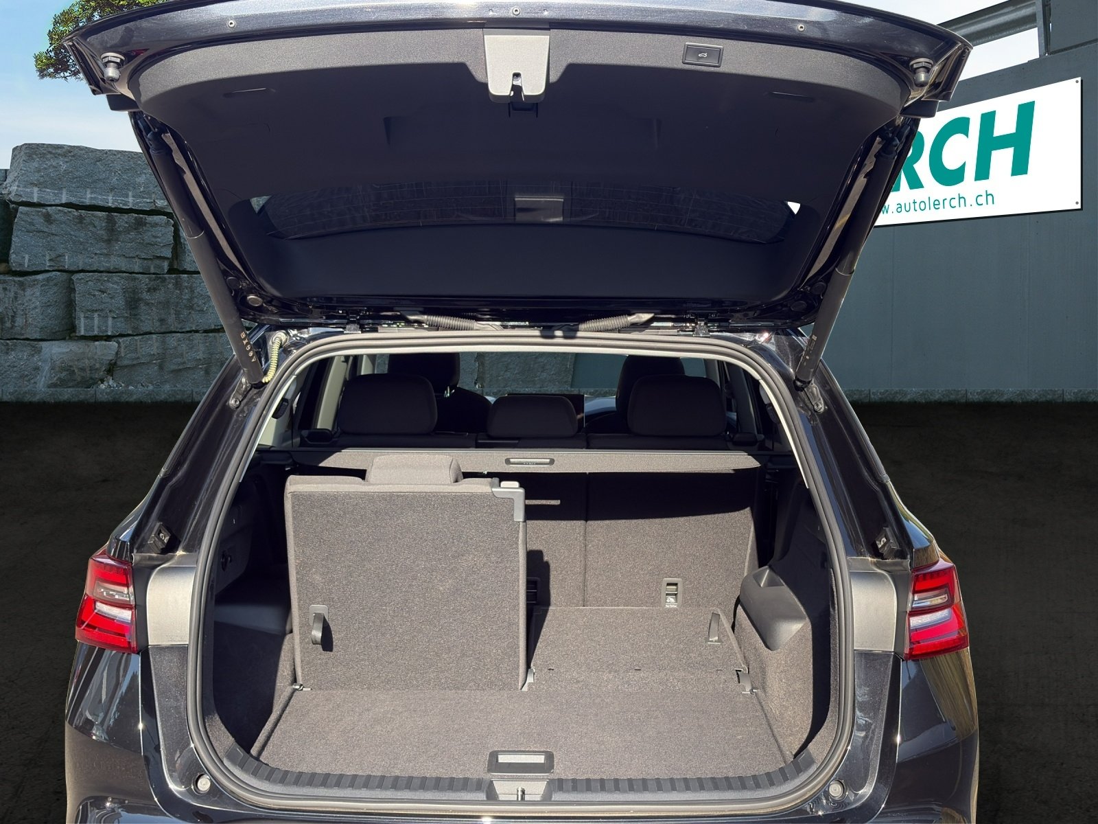 SKODA Kodiaq 2.0 TDI Selection, Diesel, Second hand / Used, Automatic - 6