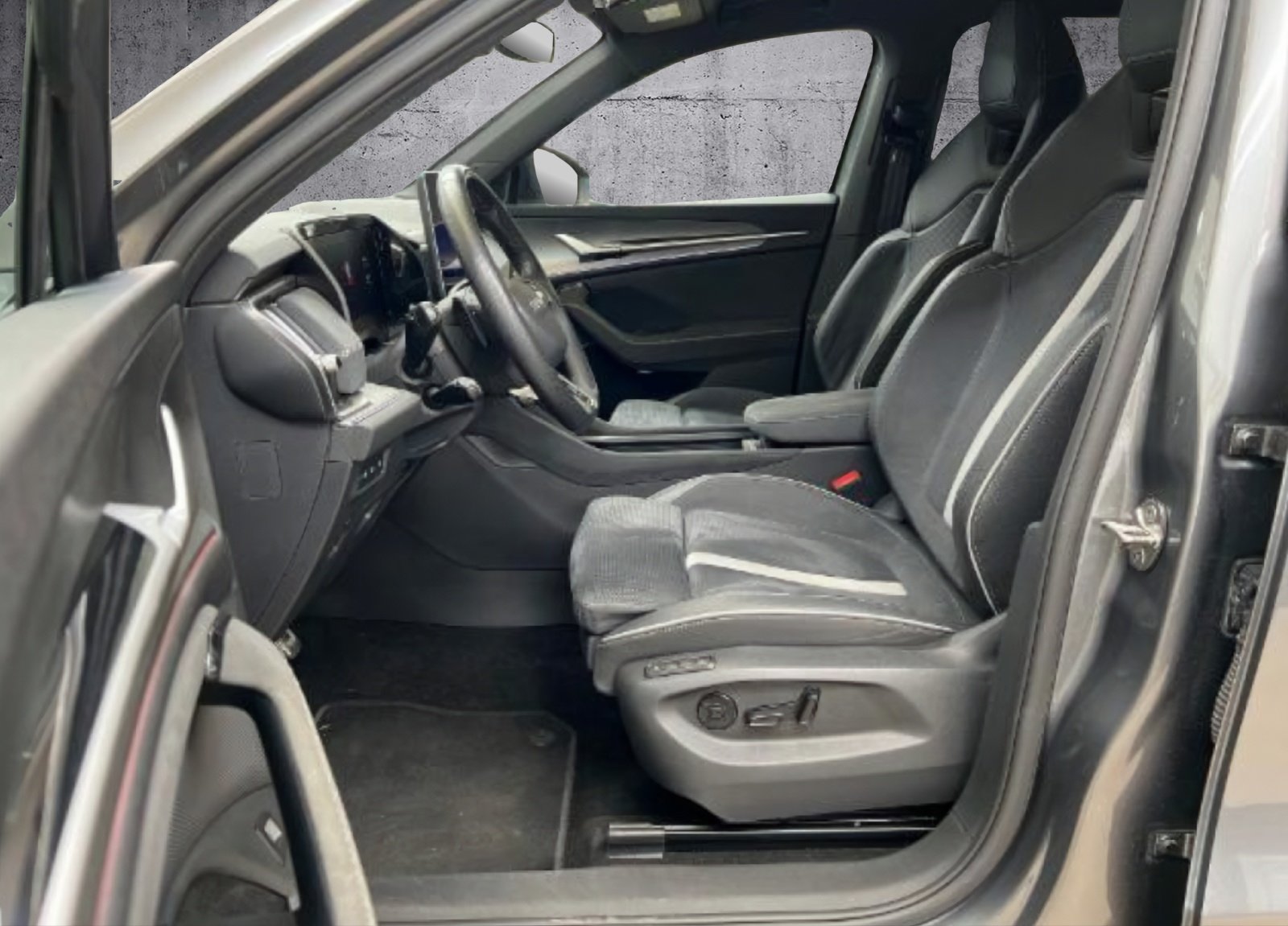 SKODA Kodiaq 2.0 TDI Sportline 4x4 * CH-Fahrzeug / Werksgara, Diesel, Occasion / Gebraucht, Automatik - 7